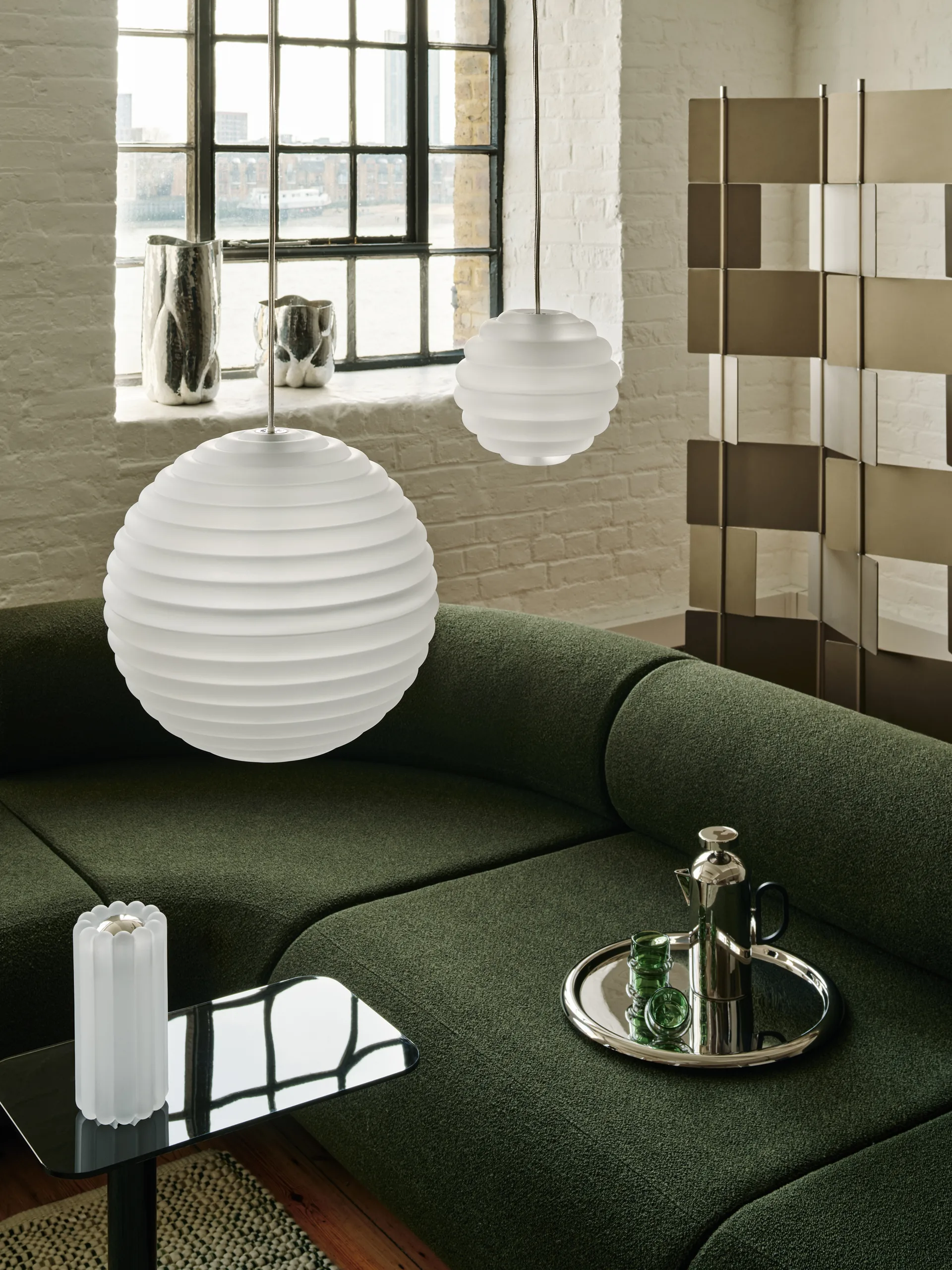 Press Sphere Pendelleuchte LED Ø30 cm, Frosted Tom Dixon
