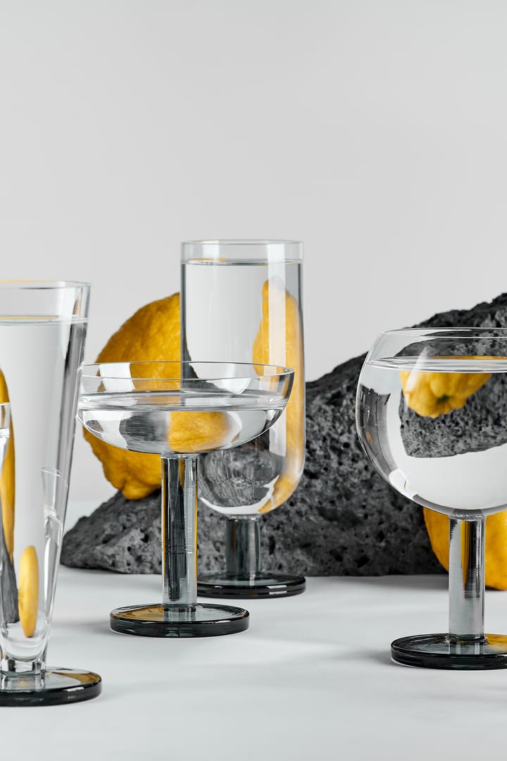 Puck Balloon Glas auf Fuß 45 cl 2er-Pack, Clear-smoke Tom Dixon