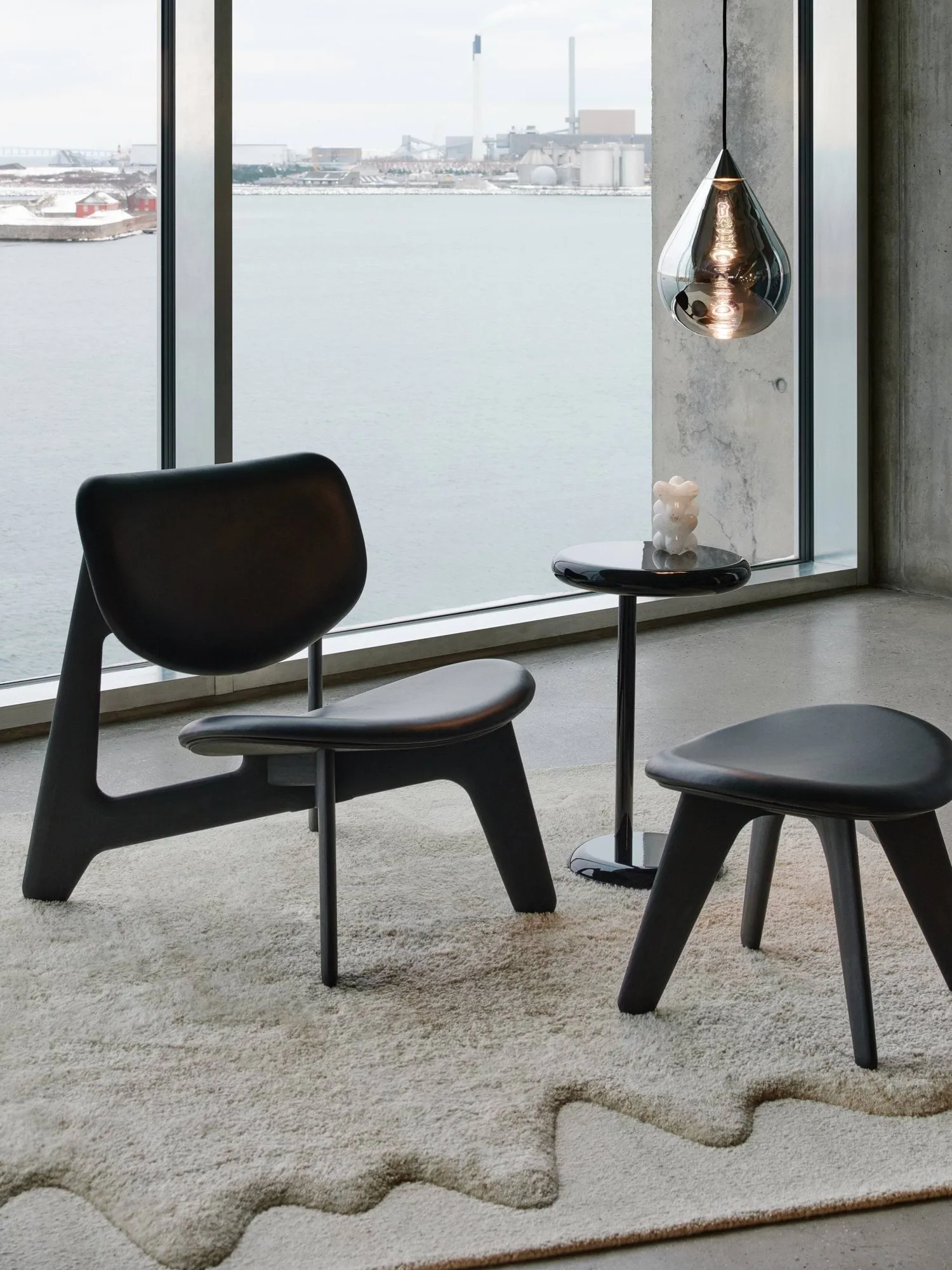 Spot Beistelltisch, Schwarz, Ø35x55 cm Tom Dixon