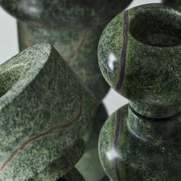 Stone Stacking Kerzenhalter groß - Grün - Tom Dixon