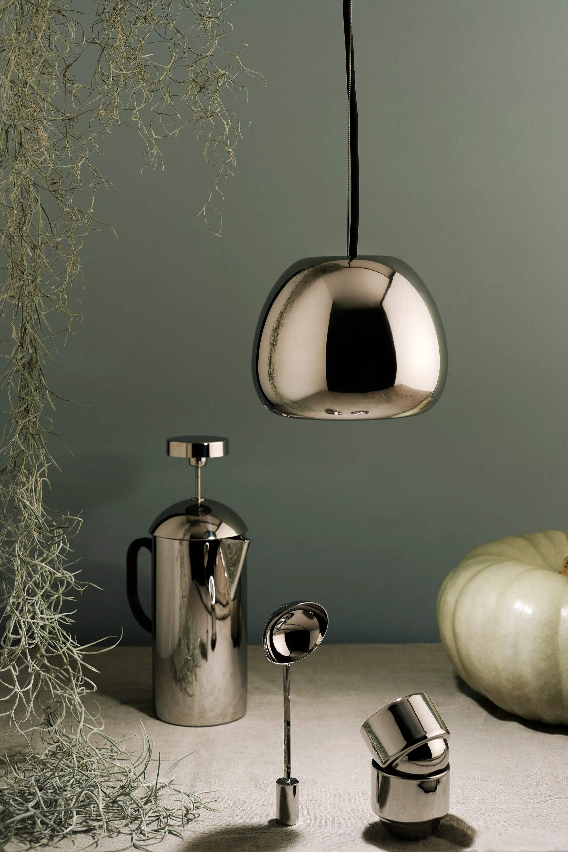 Void Pendelleuchte mini LED Ø15,5 cm, Edelstahl Tom Dixon