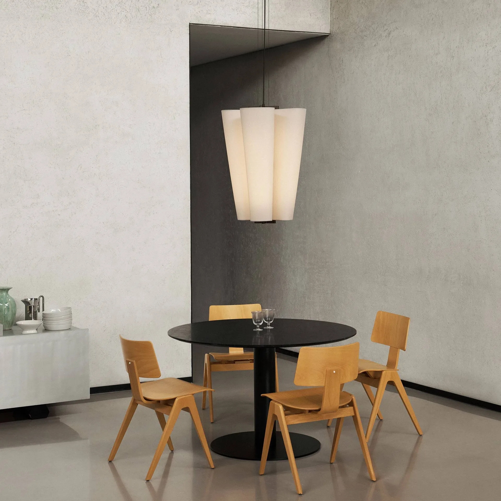 Bella Kronleuchter Hängeleuchte, SC115, Bronzed & Soft Canvas, Ø54 cm &Tradition