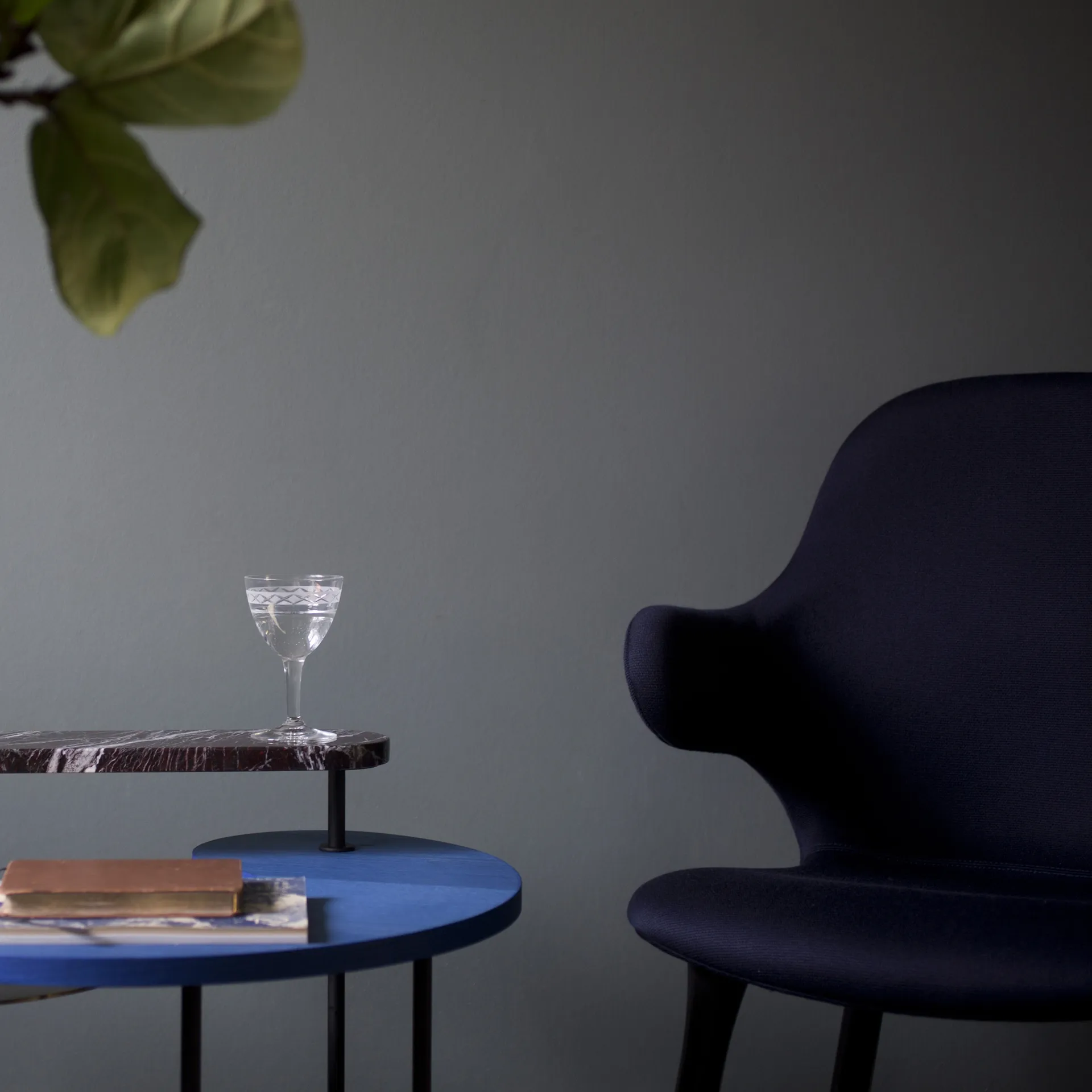 Catch JH1 Stuhl, Balder 782 dark blue-Eiche schwarz &Tradition