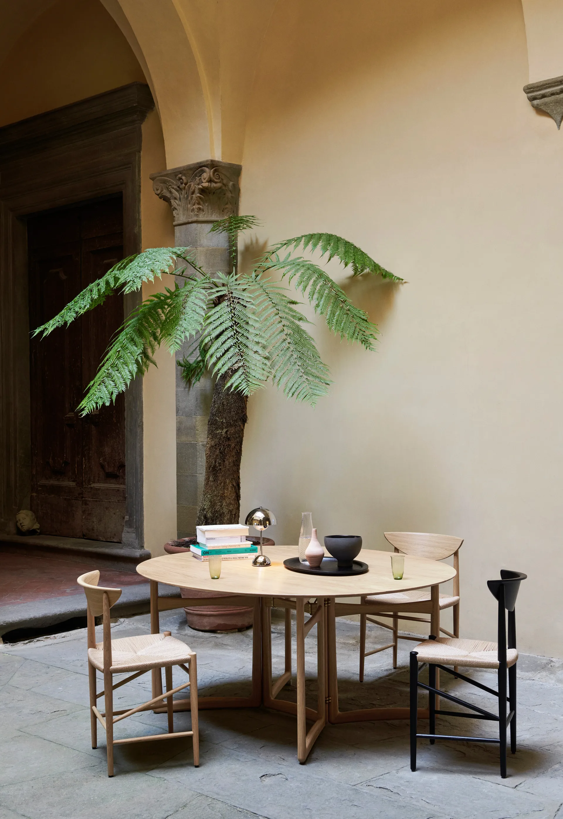 Collect SC64 Tablett 28 cm, Black Stained Oak &Tradition