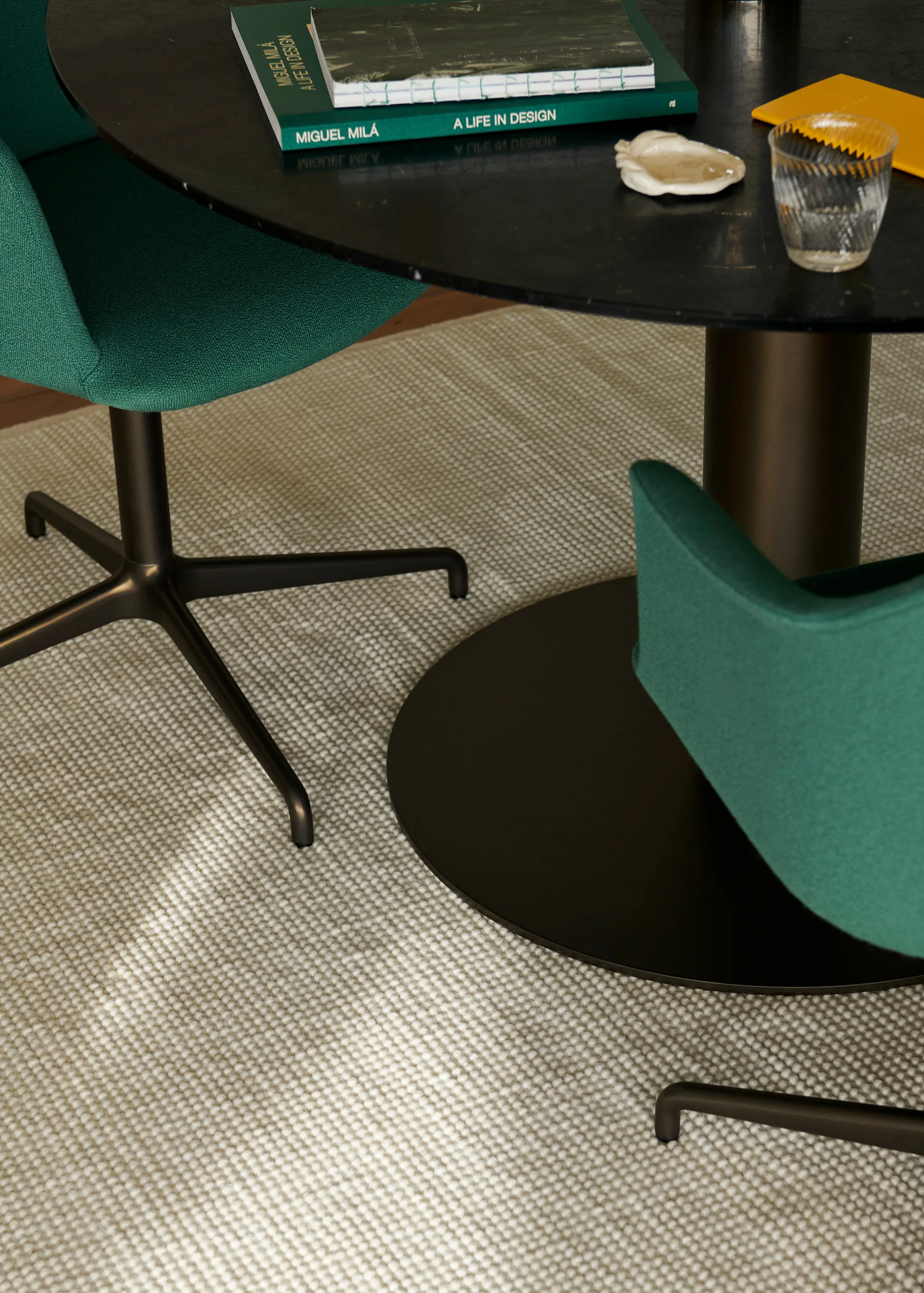 Collect SC84 Teppich 170x240cm, Milk &Tradition