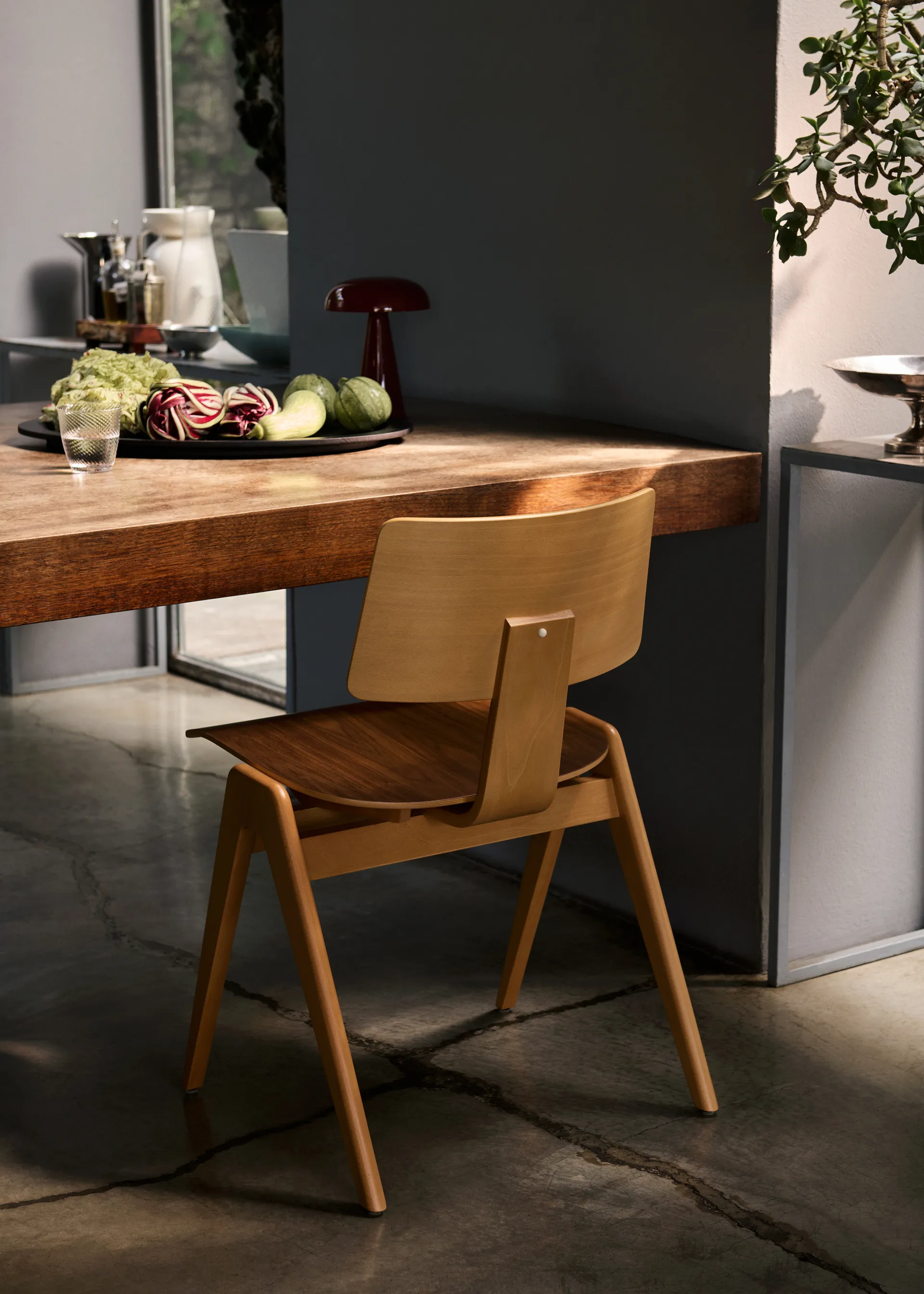 Daystak RD1 Seitenstuhl, Beech-Walnut &Tradition