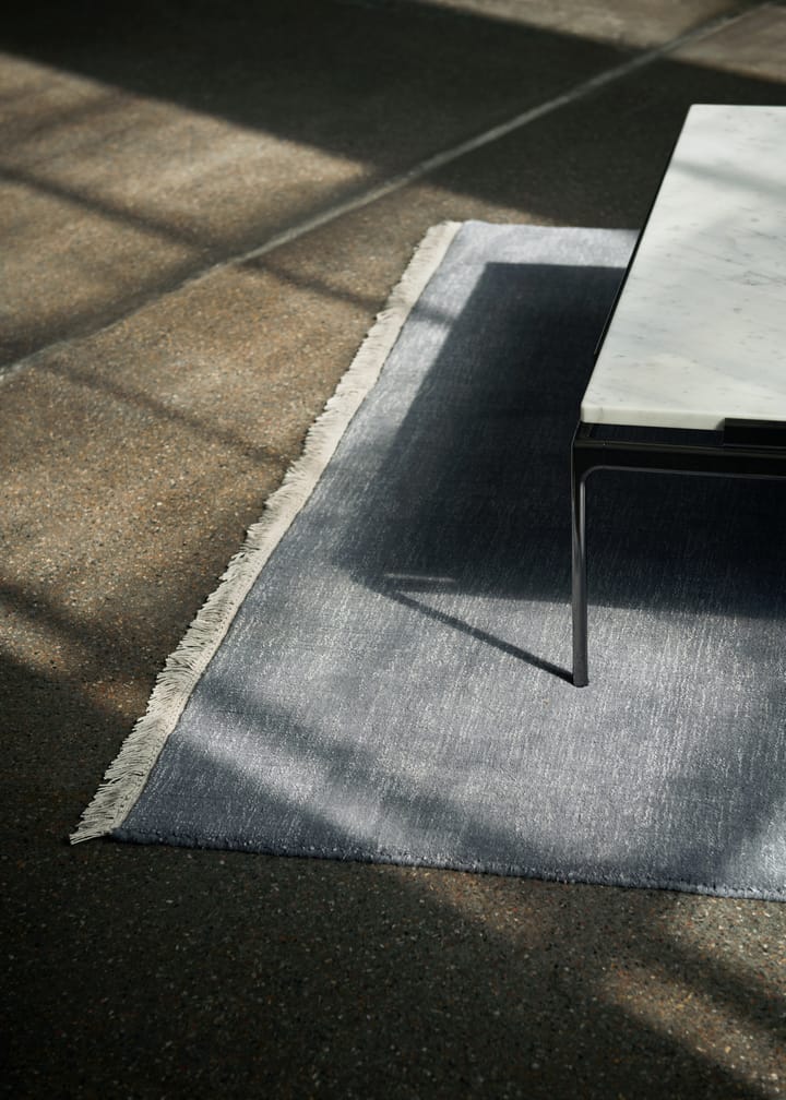 Der Moor AP18 Teppich 170x240 cm, Grey Blue Thunder &Tradition