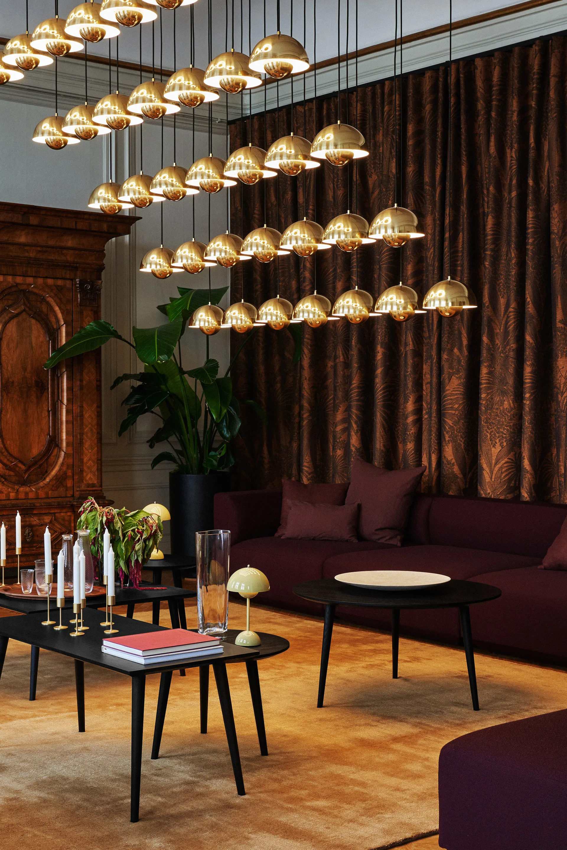 Flowerpot portable Tischleuchte VP9, Pale sand &Tradition