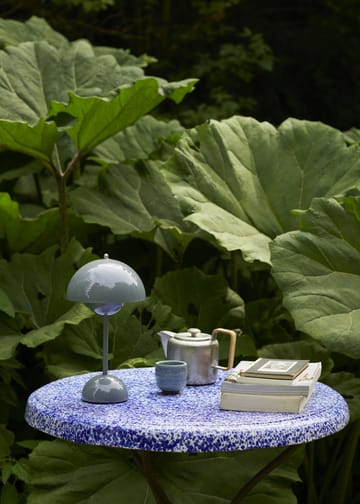 Flowerpot portable Tischleuchte VP9 - Stone blue - &Tradition