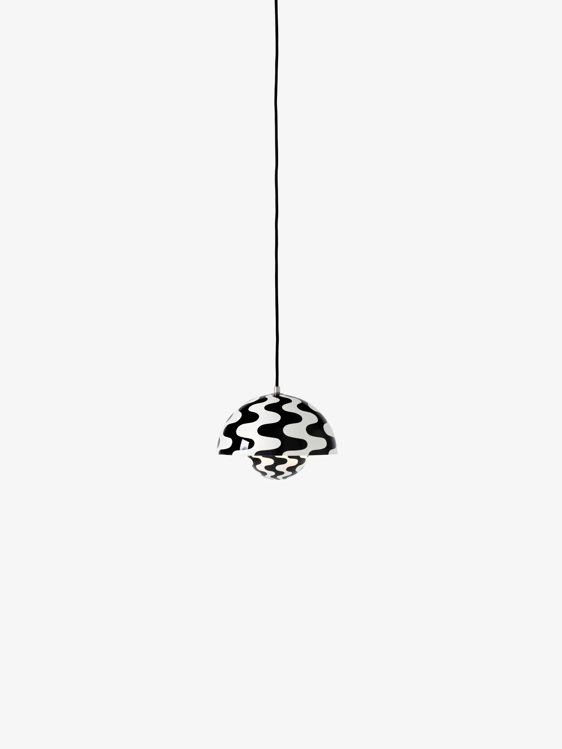 Flowerpot VP1 Pendelleuchte, Black-white pattern &Tradition