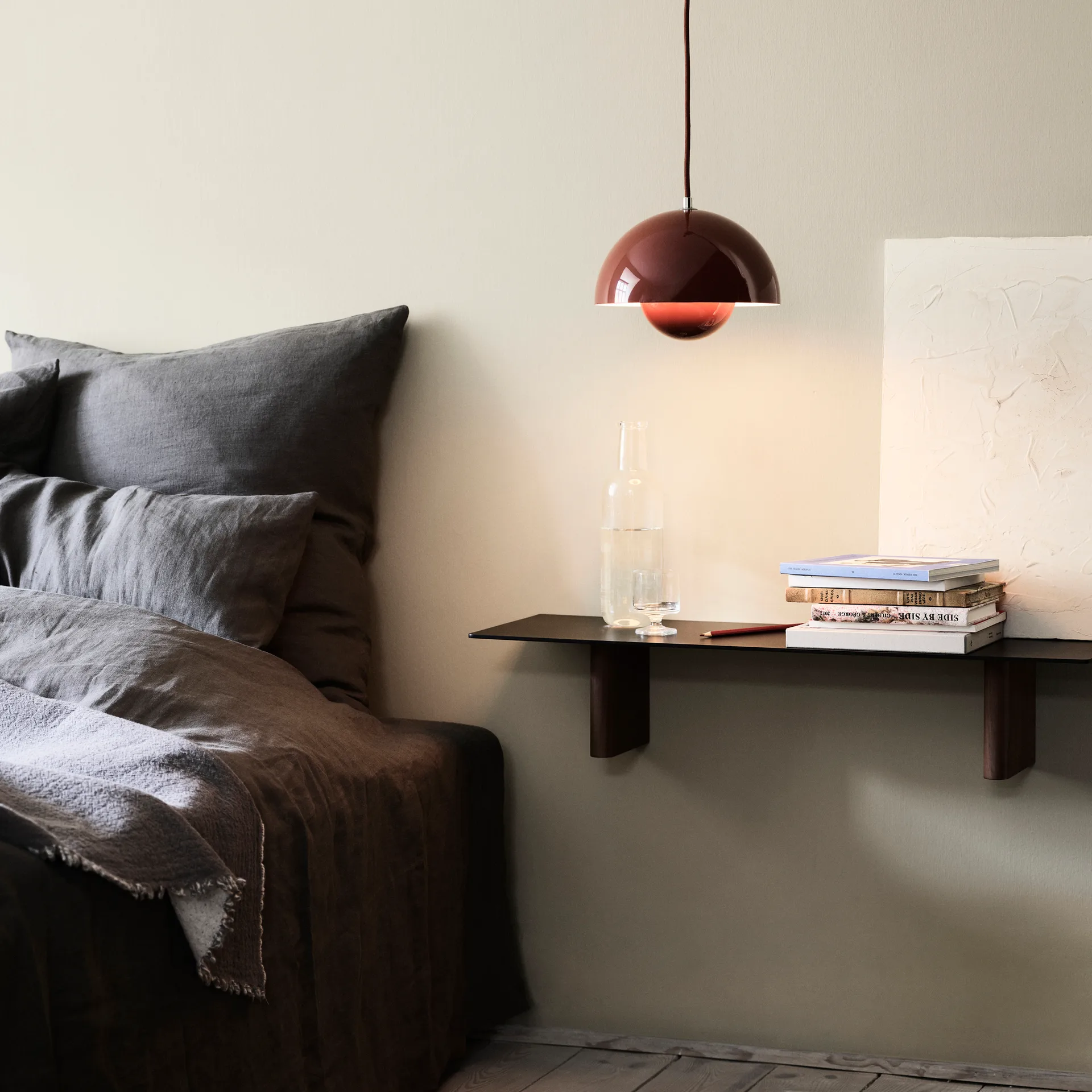 Flowerpot VP1 Pendelleuchte, Rot-braun &Tradition