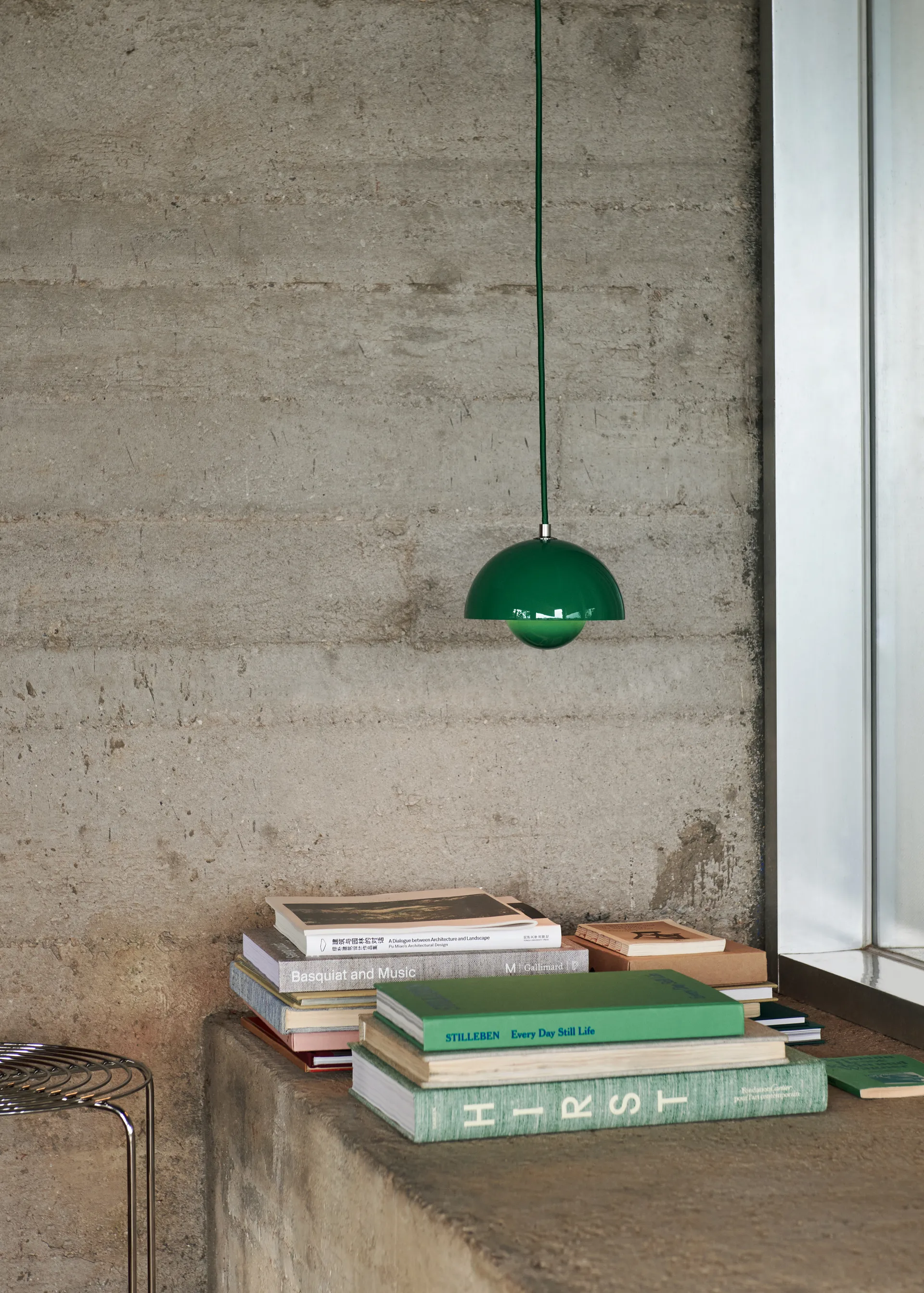 Flowerpot VP10 Pendelleuchte, Signal green &Tradition