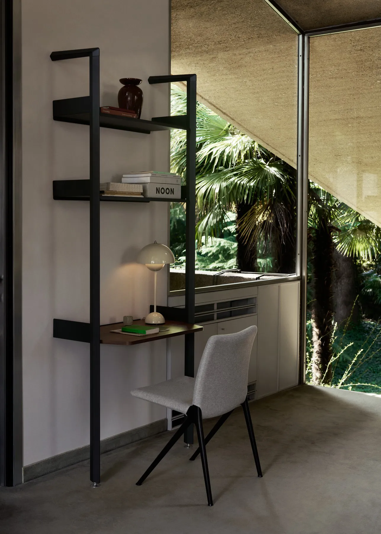 FlowerPot VP3 Tischleuchte, Ivory &Tradition