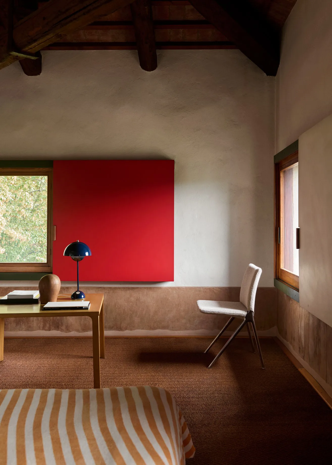 FlowerPot VP3 Tischleuchte, Steel blue &Tradition