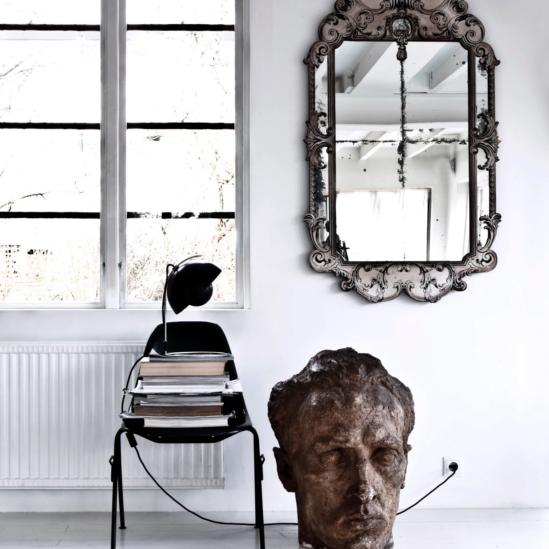 FlowerPot VP4 Tischleuchte, Matt schwarz &Tradition