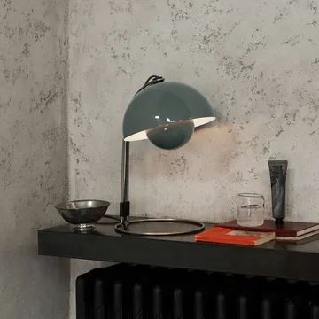 FlowerPot VP4 Tischleuchte - Stone blue - &Tradition