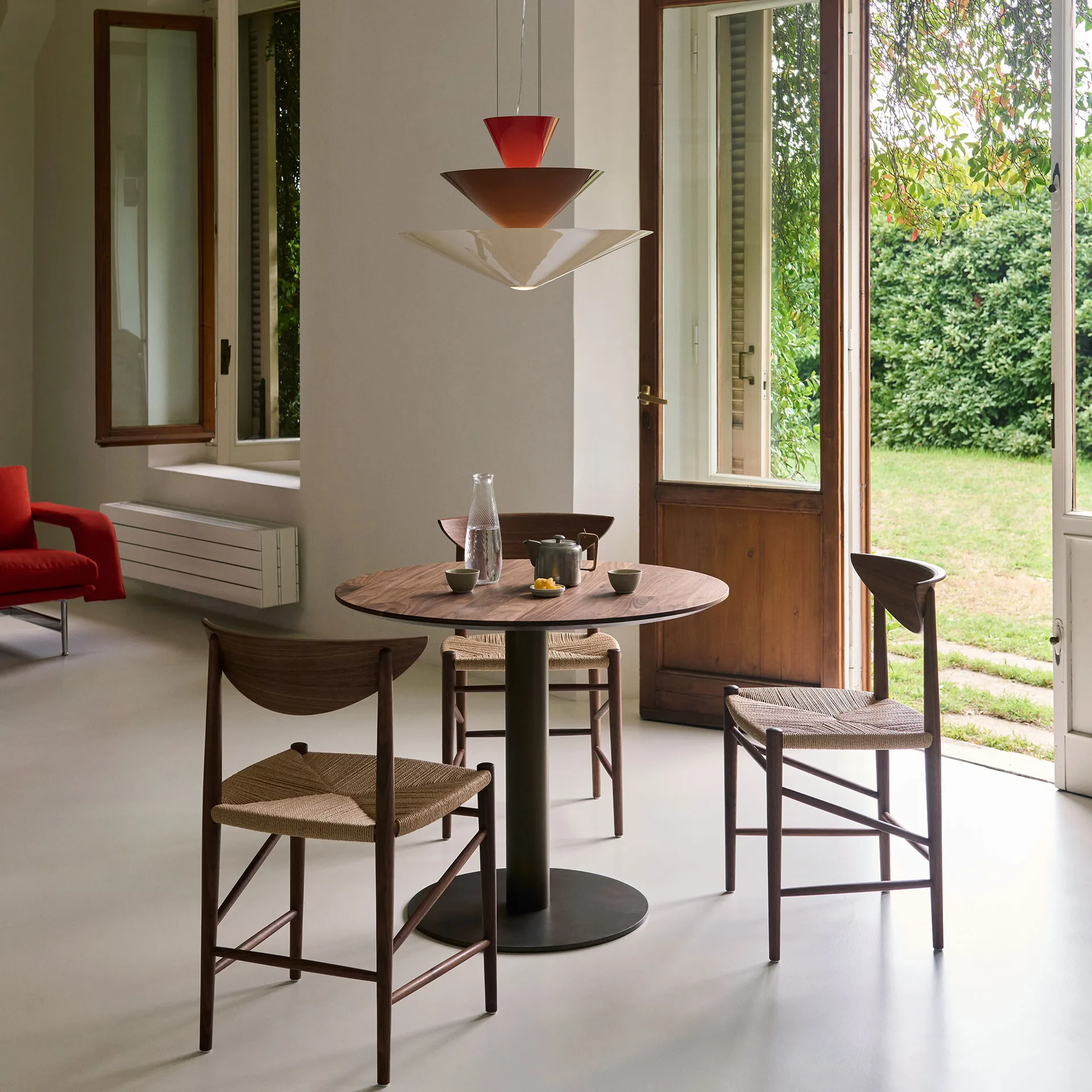 Gio LN14 Pendelleuchte Ø60 cm, Vermilion red-d. burgundy-ecru &Tradition