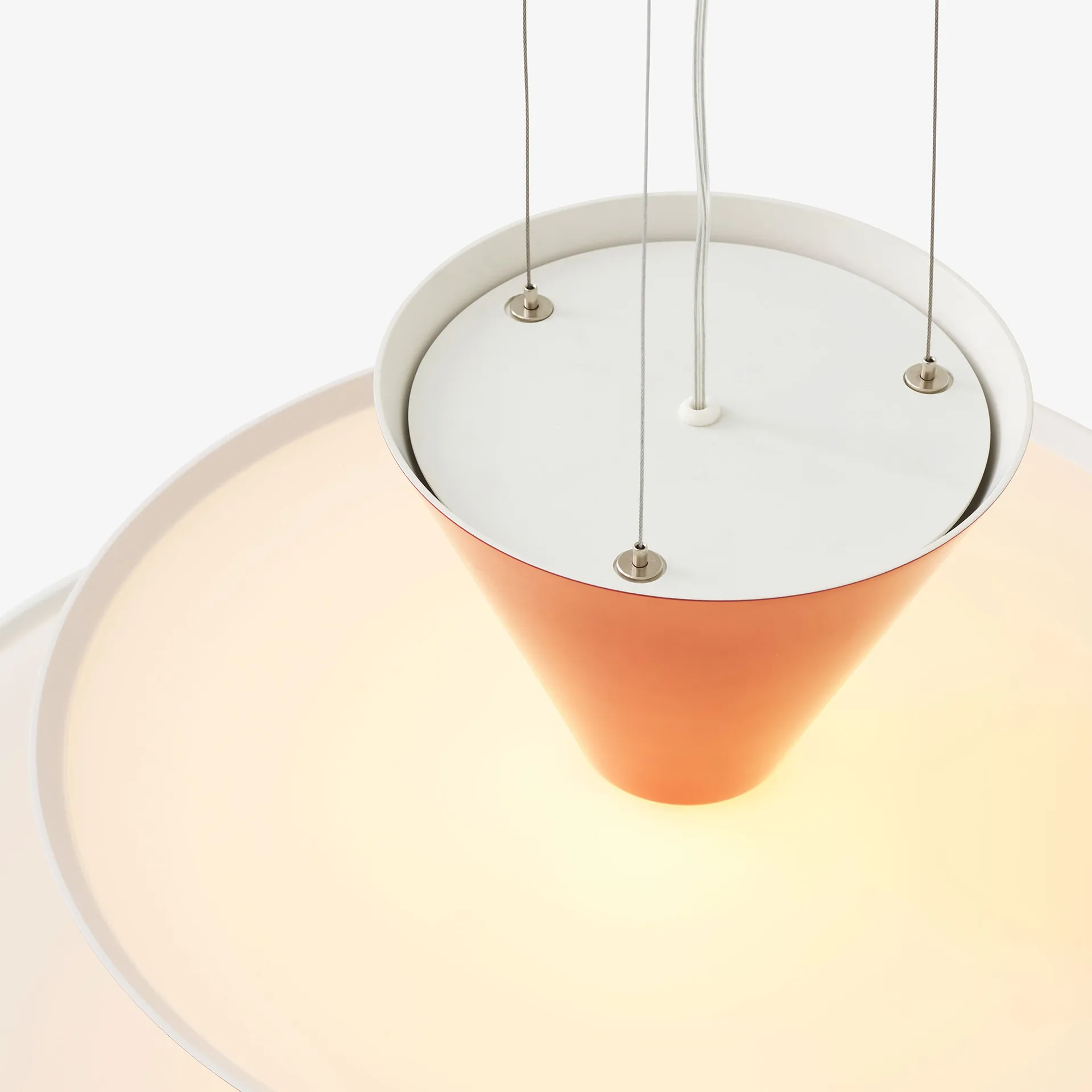 Gio LN15 Pendelleuchte Ø92 cm, Vermilion red-d. burgundy-ecru &Tradition