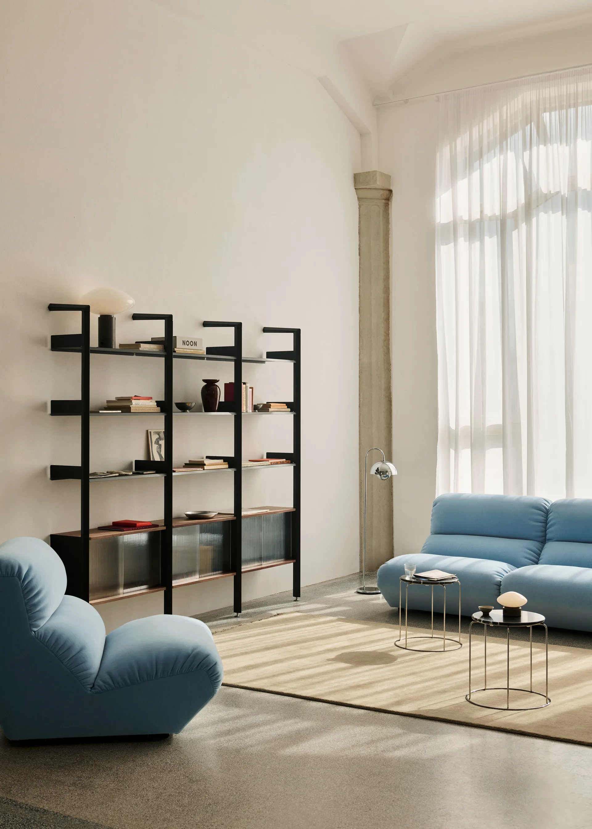 Hi Lo Modulsofa configuration A Gentle 0733 &Tradition
