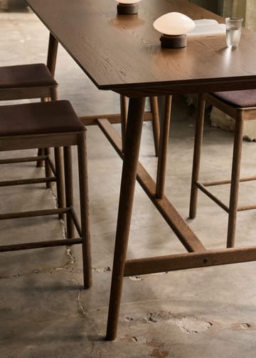In Between SK26 Counter Table Bartisch 190x80x95 cm - Geräucherte eiche - &Tradition