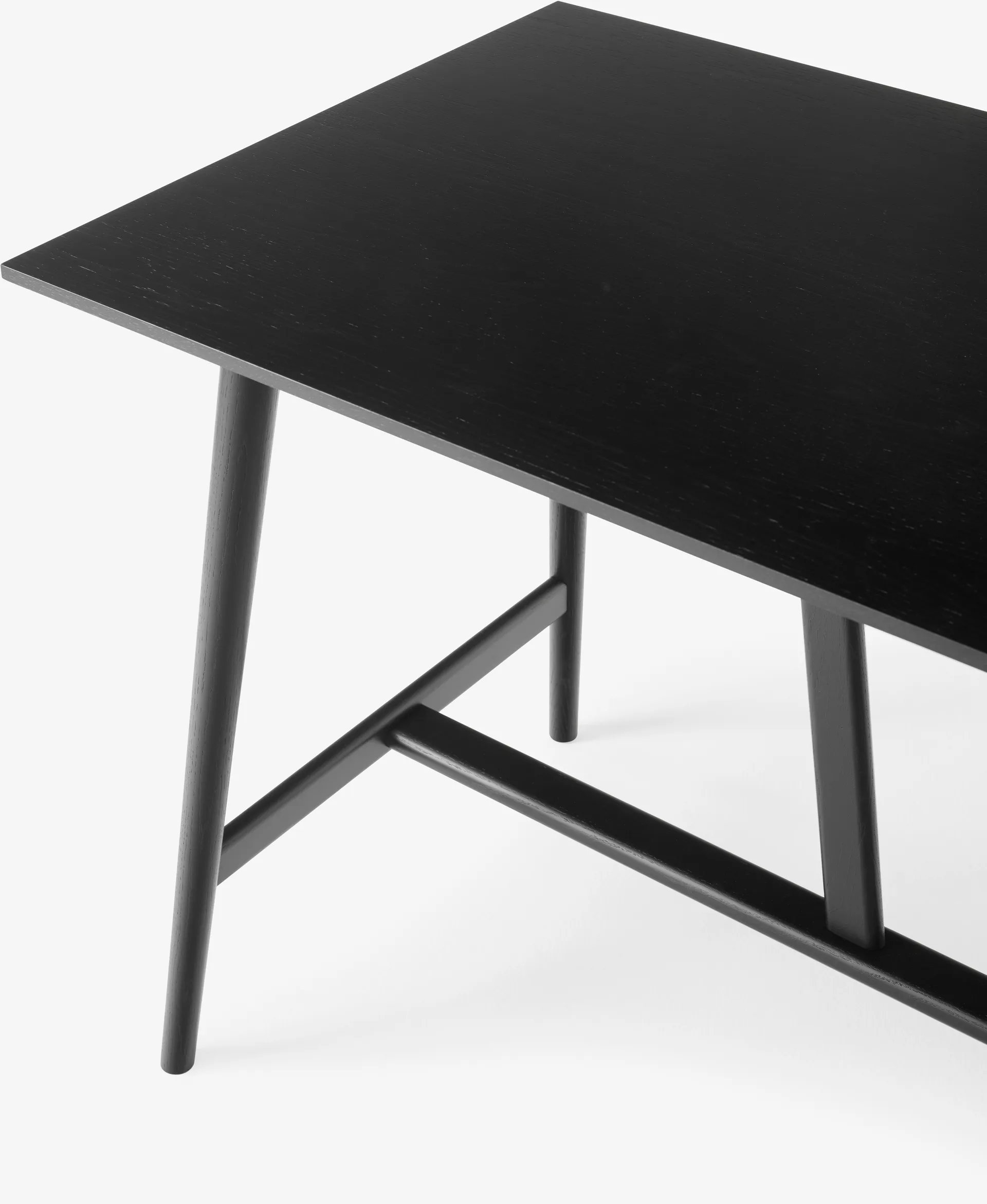 In Between SK26 Counter Table Bartisch 190x80x95 cm, Schwarz lackierte eiche &Tradition
