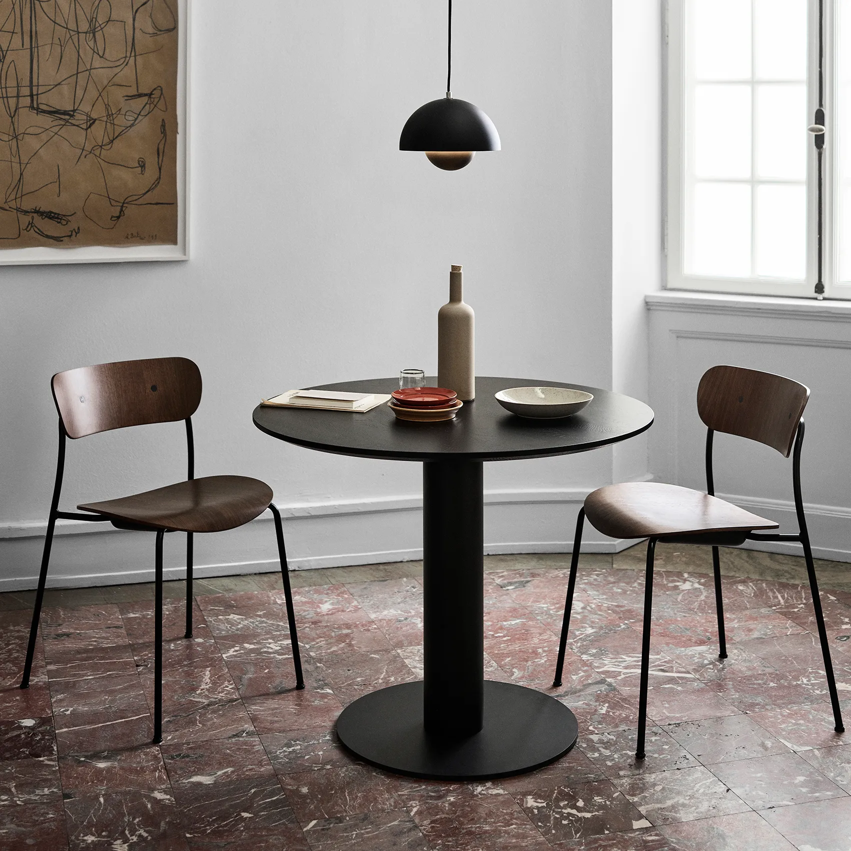 In Between Tisch SK11, Walnuss &Tradition