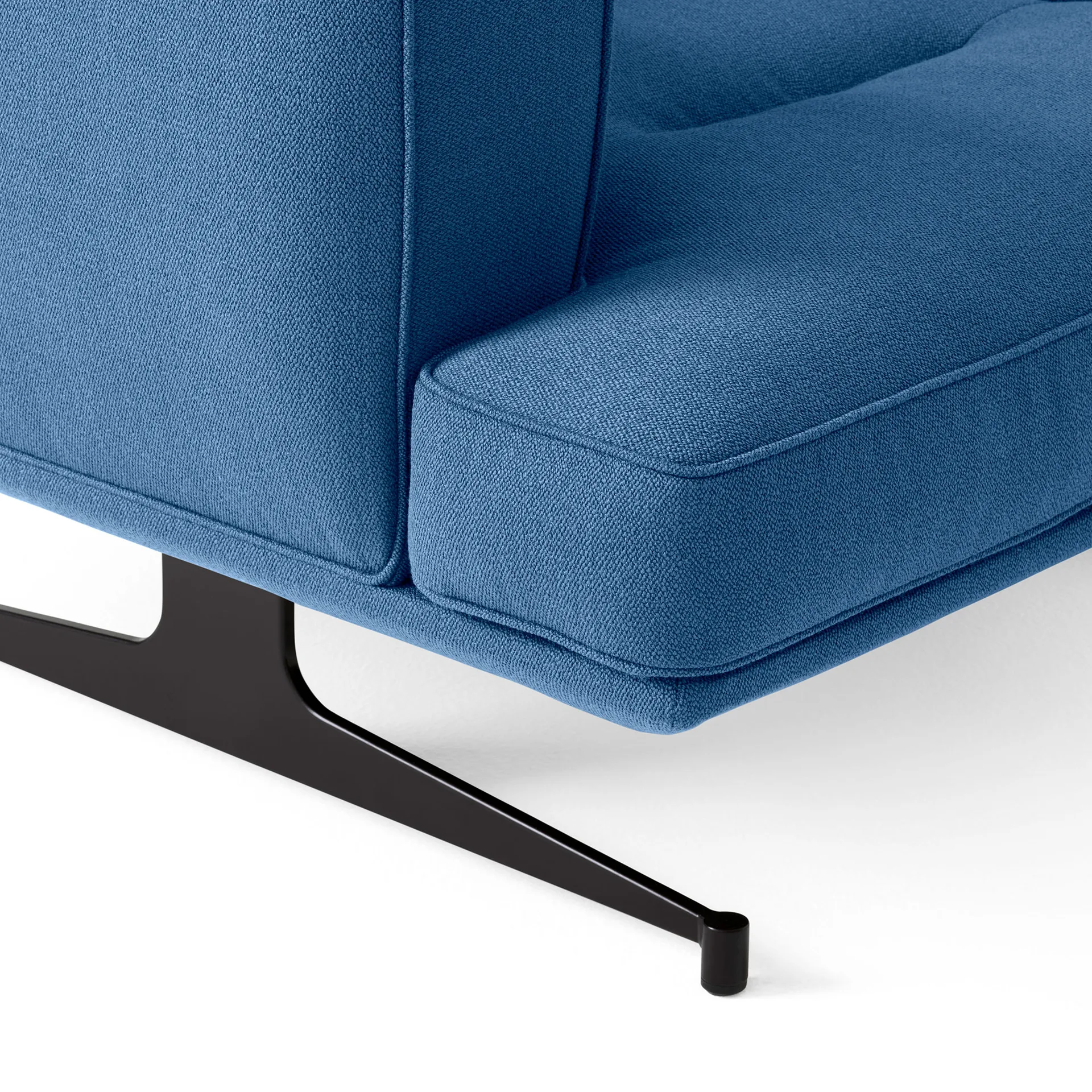 Inland AV21 Sessel, Vidar 733-warm black &Tradition