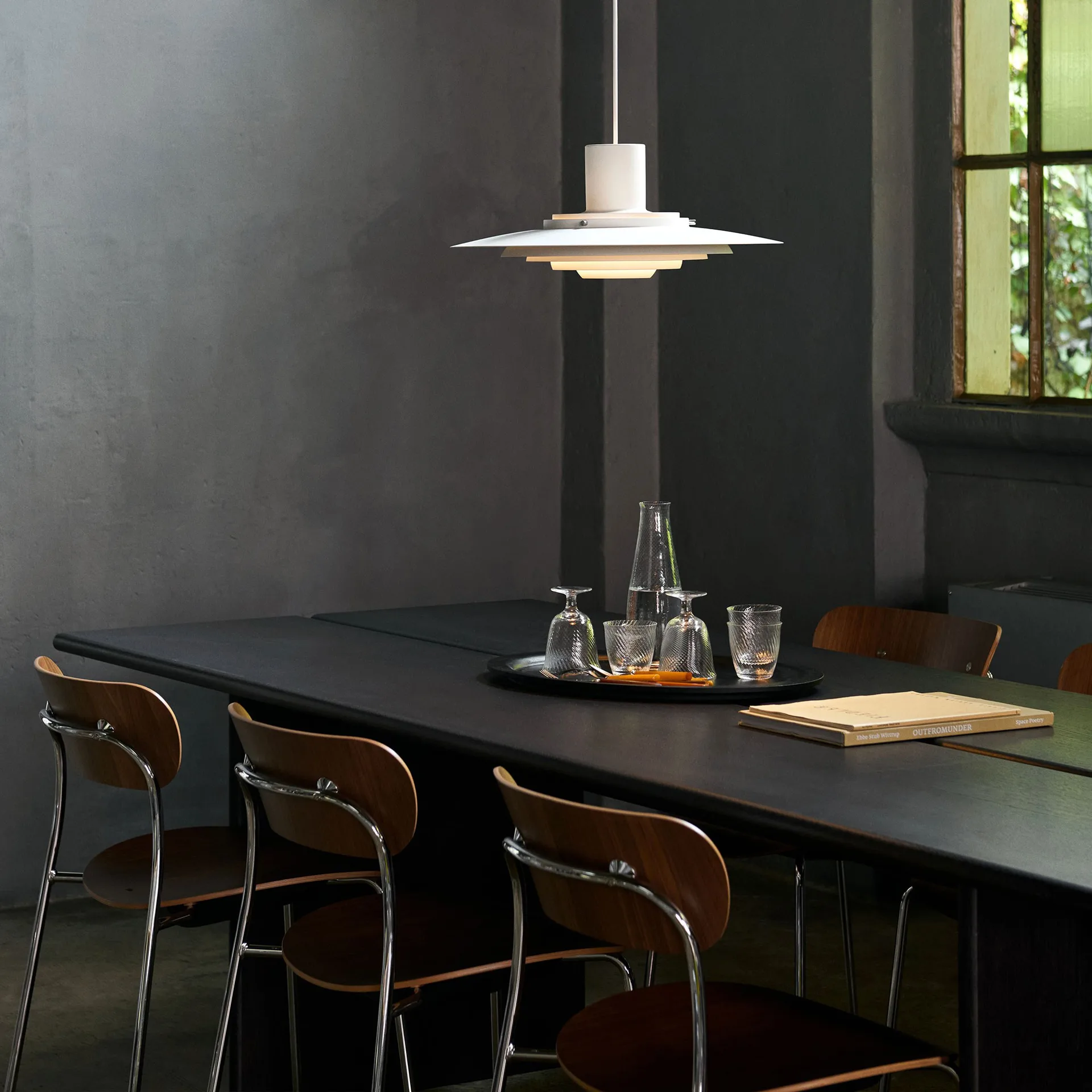 Ita OS2 Esstisch 95x260 cm, Dark stained oak &Tradition