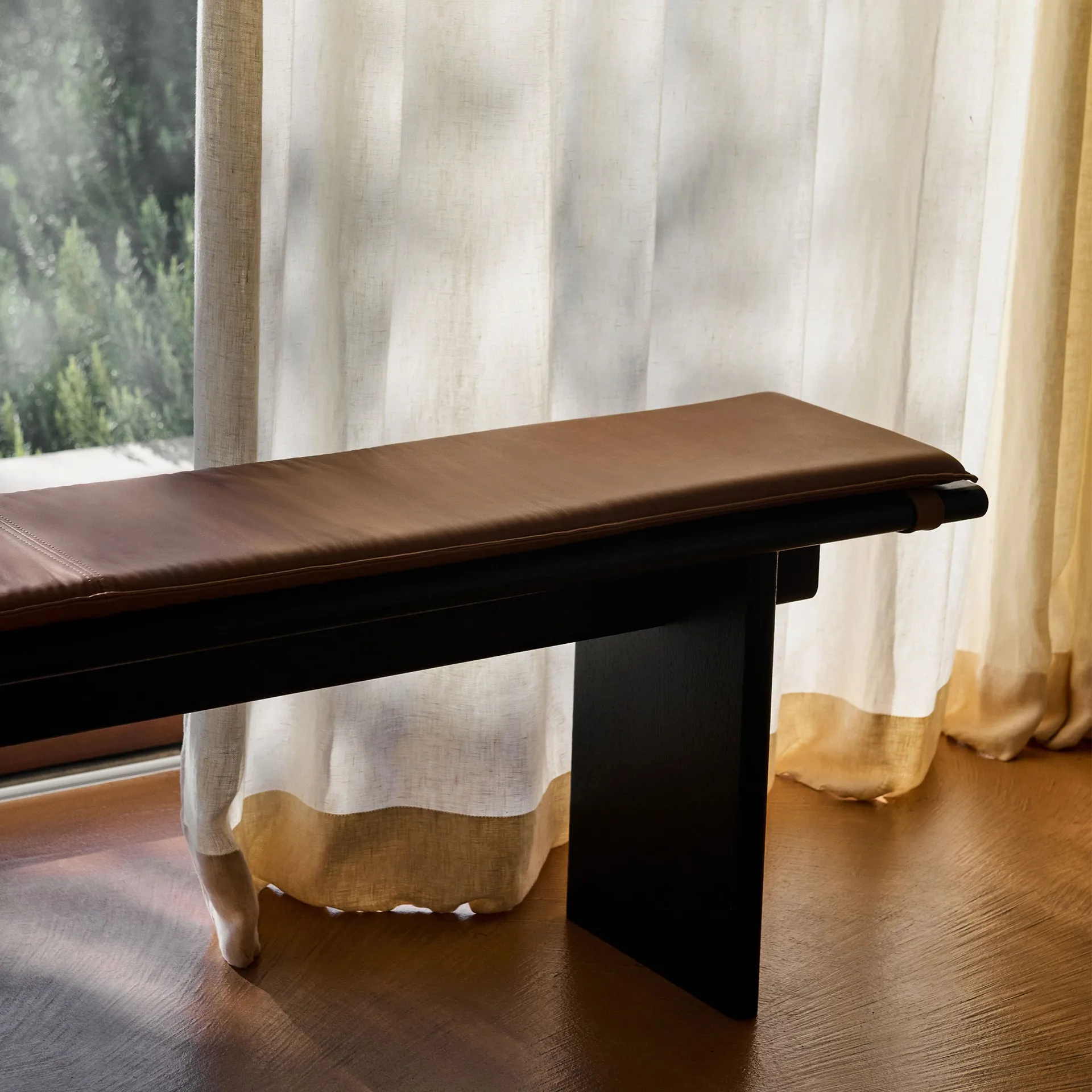 Ita OS6 Bank 230 cm, Dark stained oak &Tradition