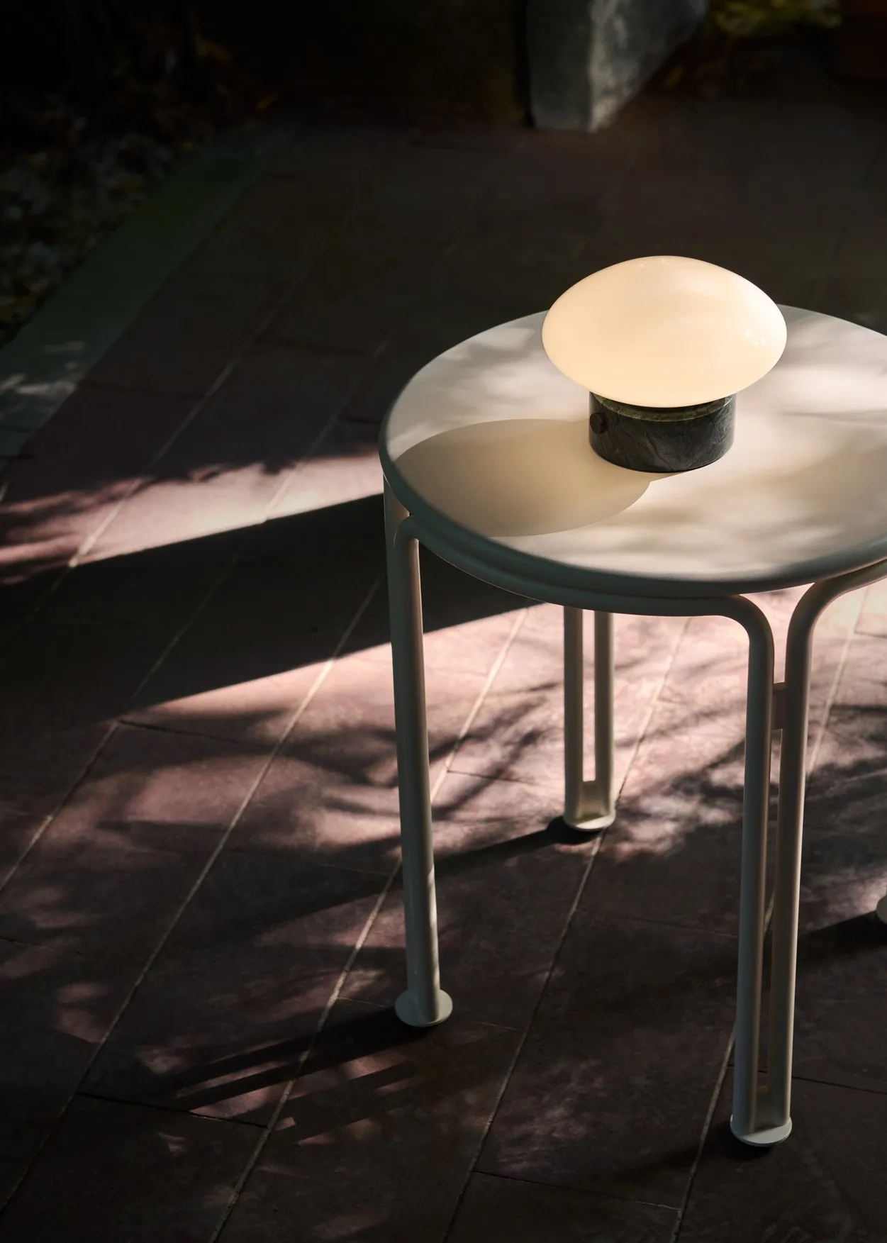 Mist AP21 tragbare Lampe 12 cm, Verde Guatemala-opal glass &Tradition