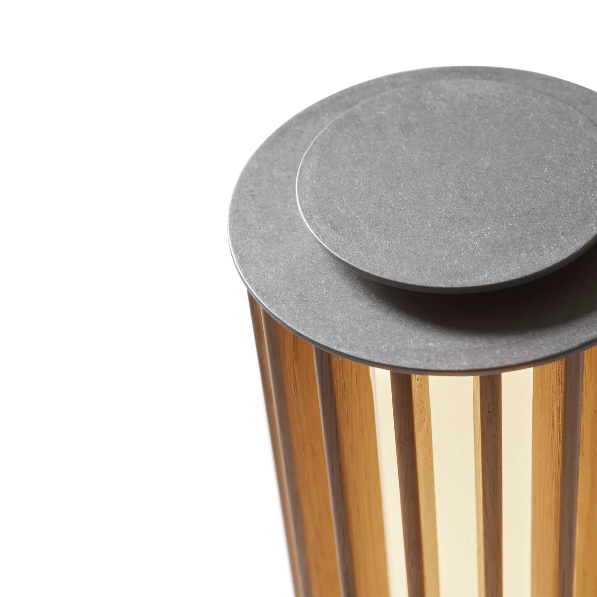 Numbra TY3 tragbare Tischleuchte, Lackierte Eiche-getrommeltes Aluminium &Tradition