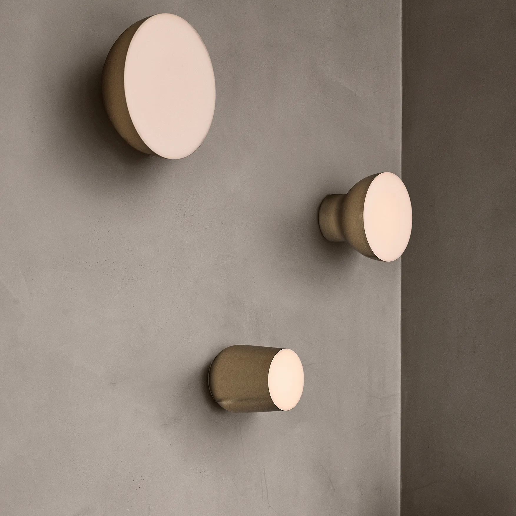 Passepartout JH12 Wandleuchte, Gold &Tradition