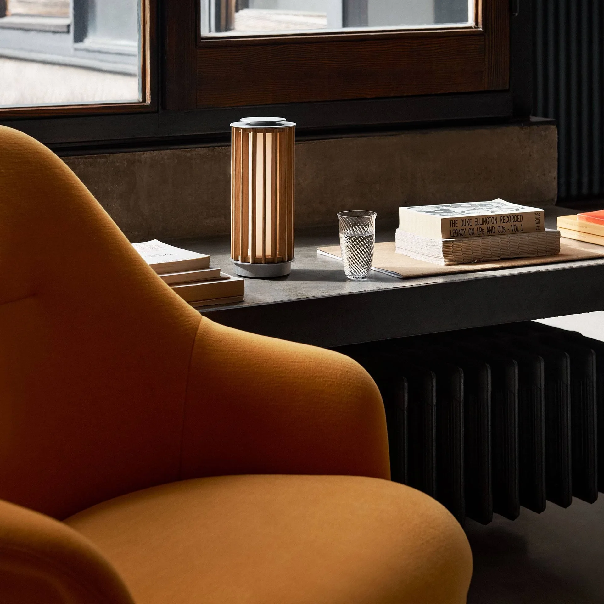 Rely HW139 Loungesessel, Gentle 0433-Aluminium &Tradition