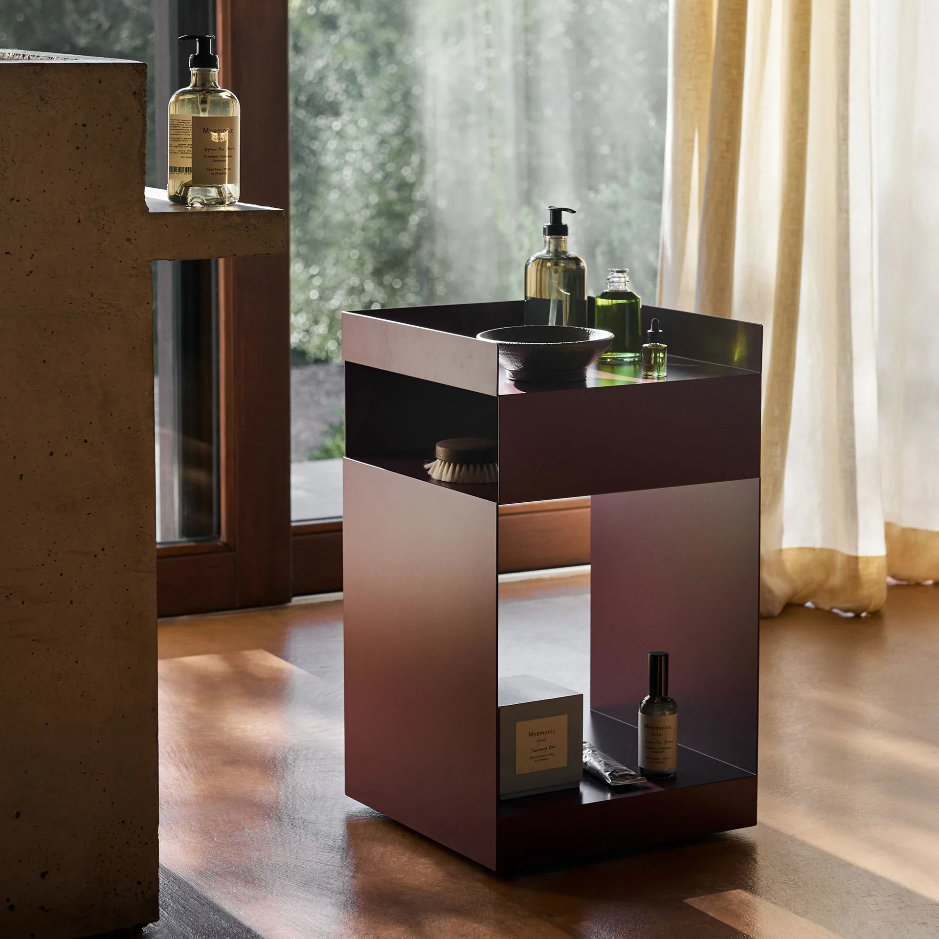 Rotate SC73 Servierwagen, Dark plum &Tradition