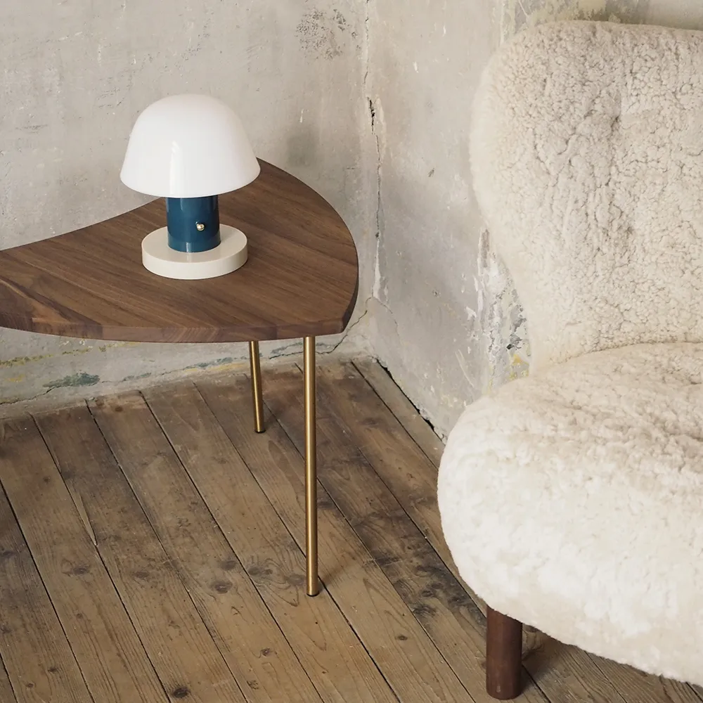 Setago JH27 Tischleuchte, Twilight-sand &Tradition