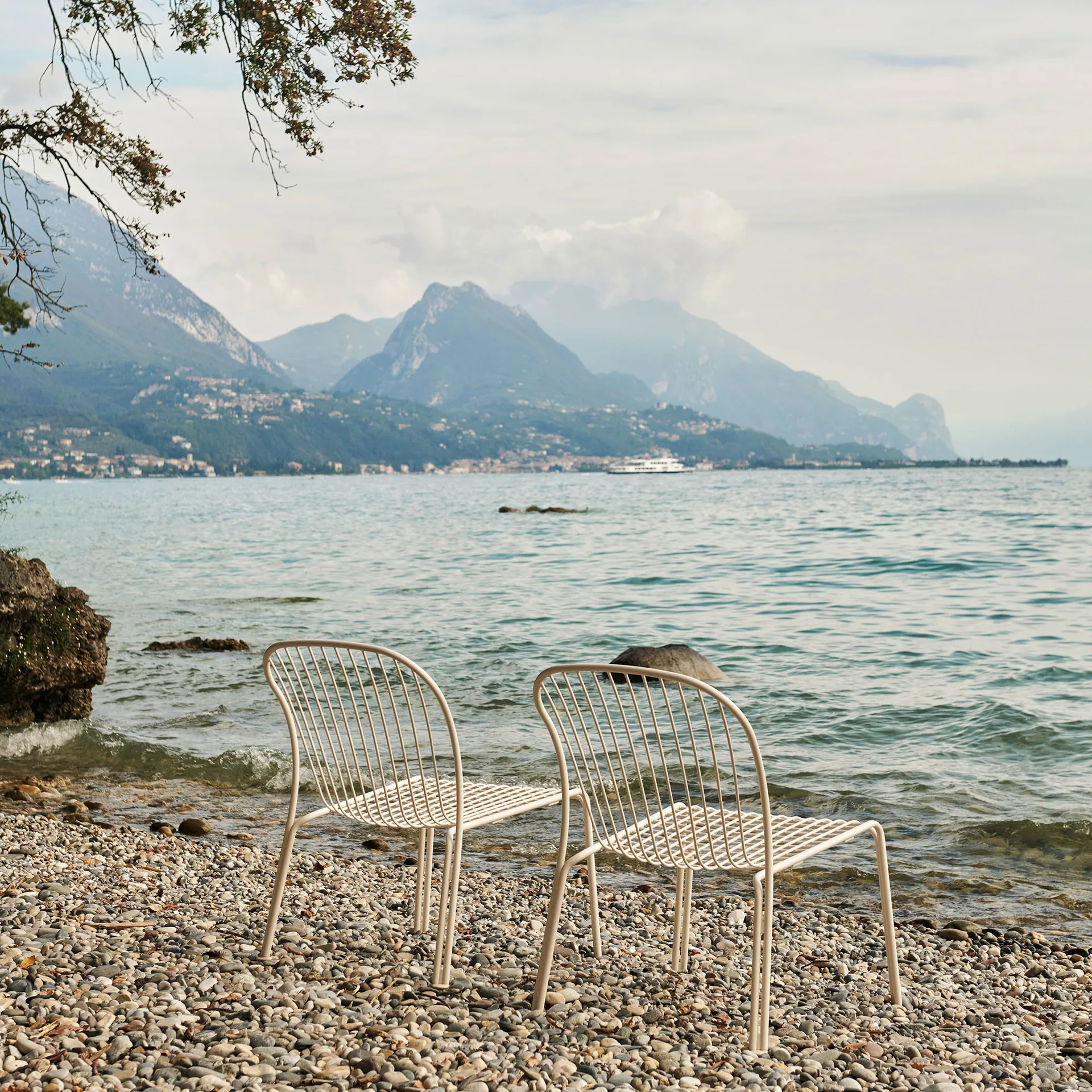 Thorvald SC100 Loungesessel, Ivory &Tradition