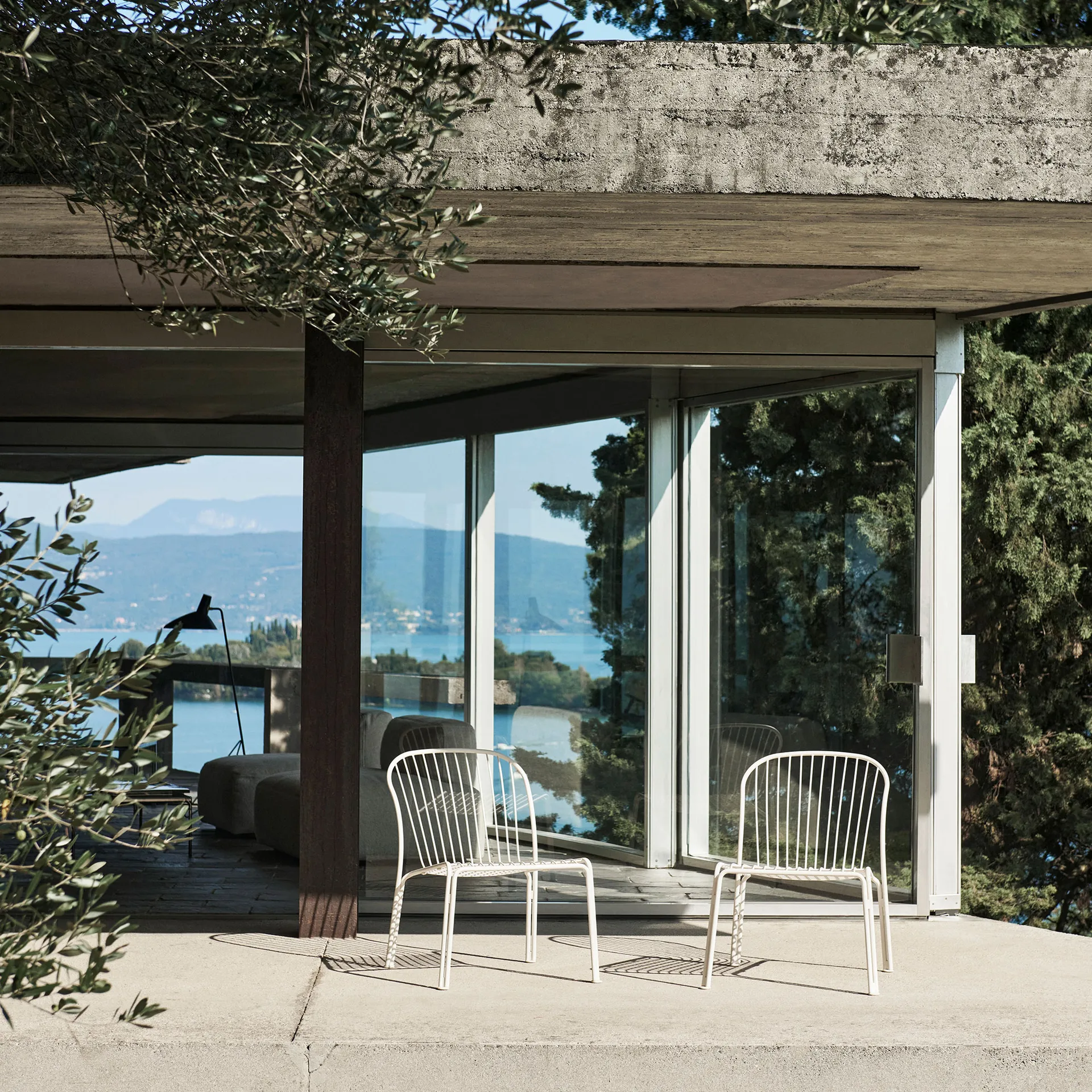 Thorvald SC100 Loungesessel, Ivory &Tradition