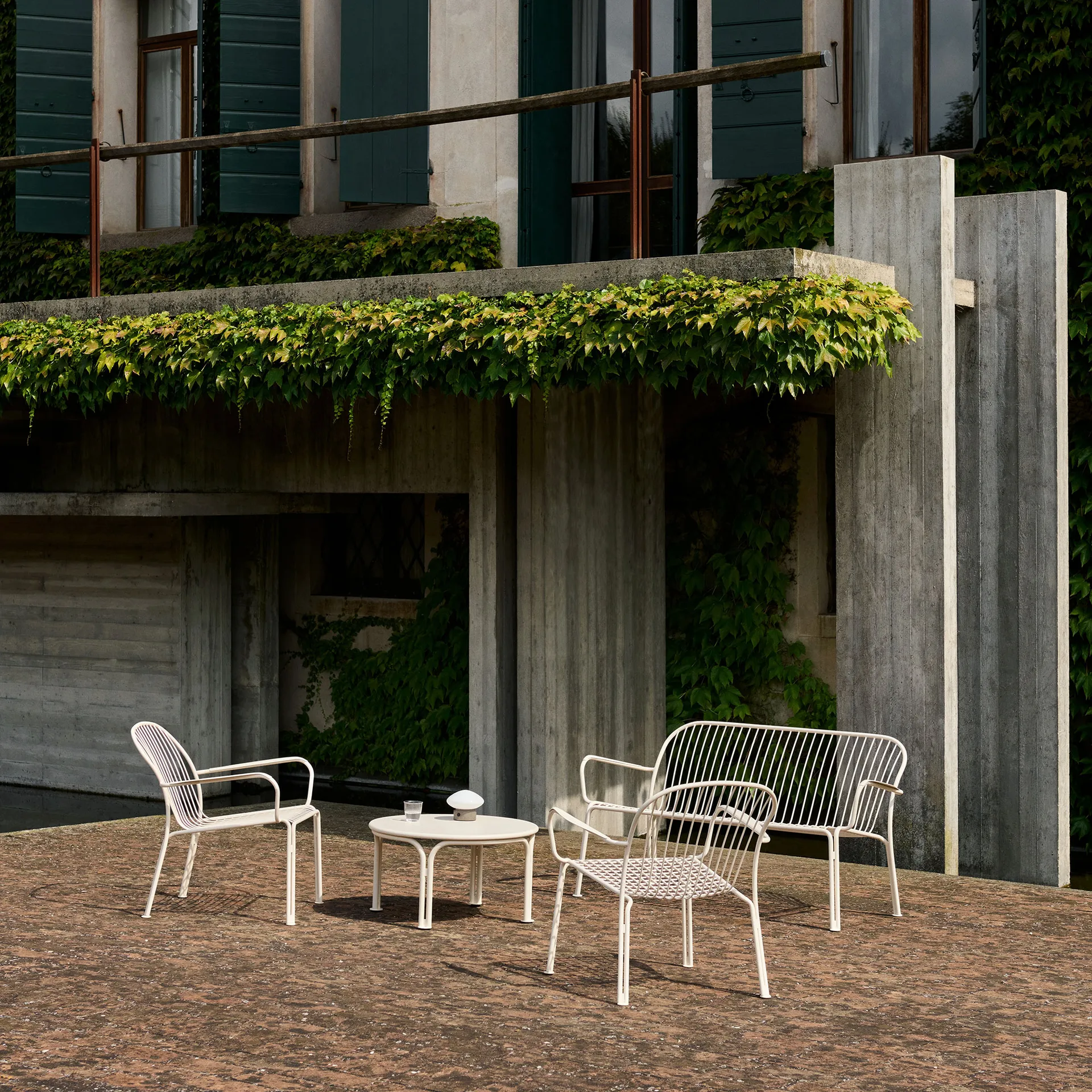 Thorvald SC101 Loungesessel, Ivory &Tradition