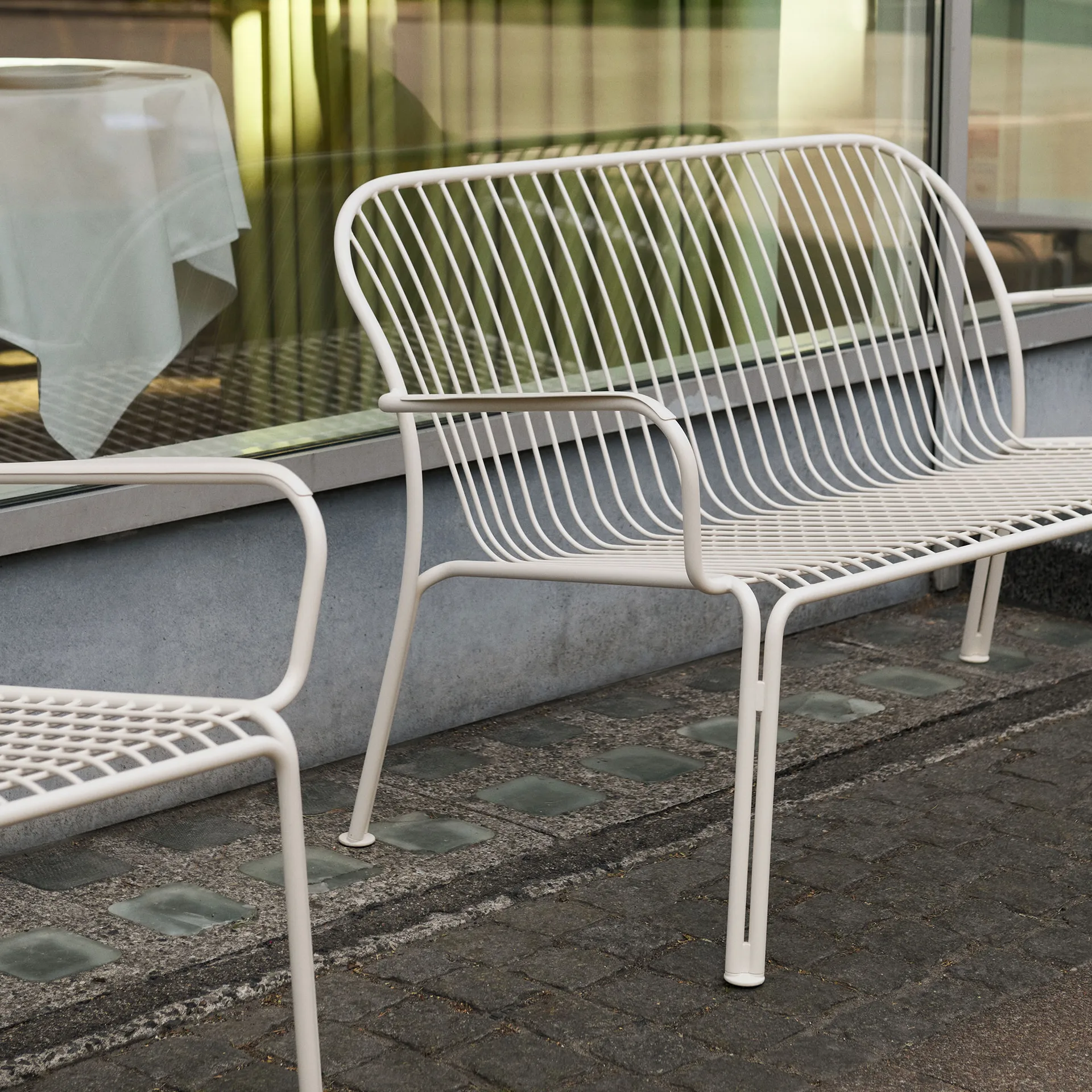 Thorvald SC110 Loungesofa, Ivory, 143 cm &Tradition