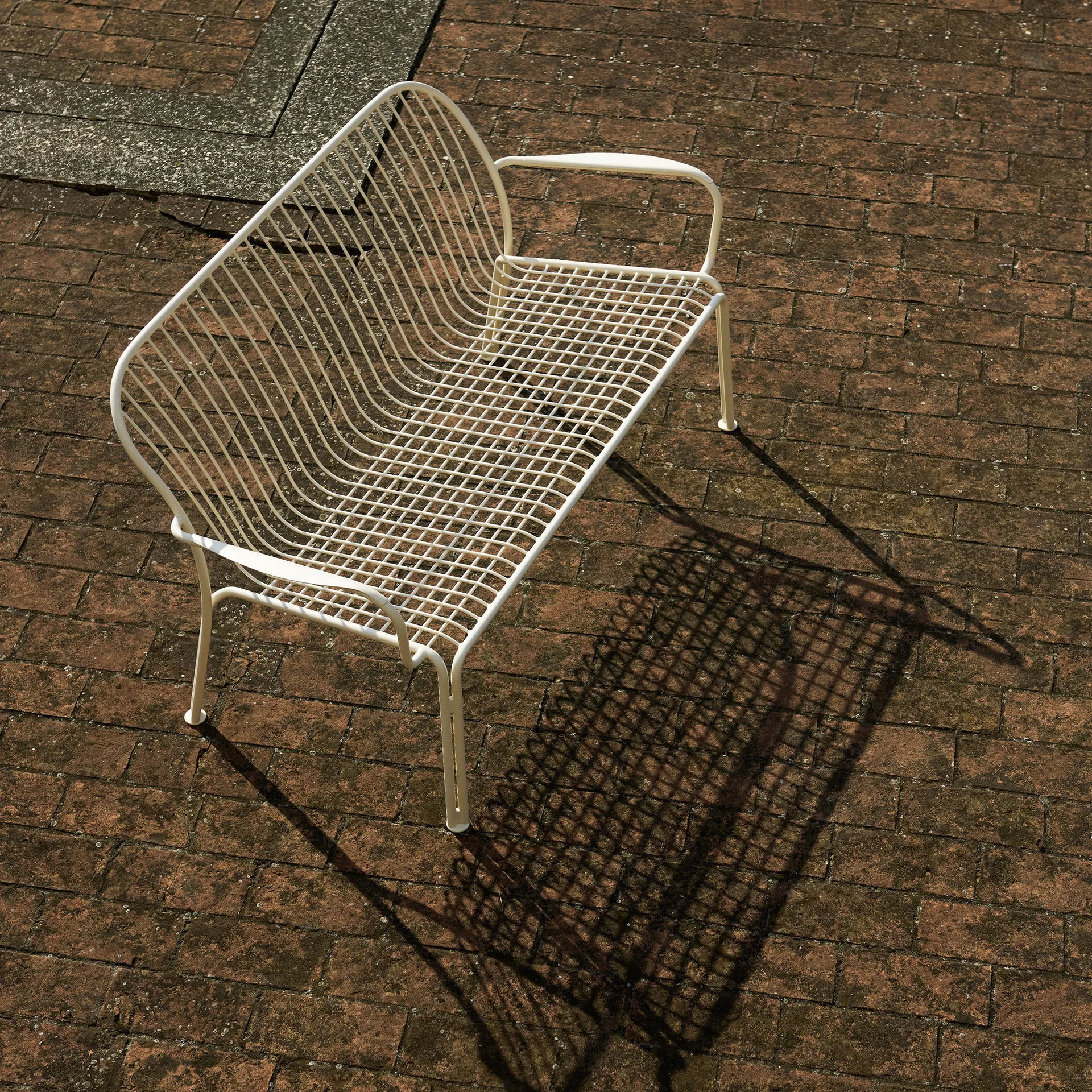 Thorvald SC111 Bank, Ivory, 129 cm &Tradition