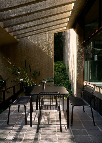 Thorvald SC112 Bank - Warm black, 125 cm - &Tradition