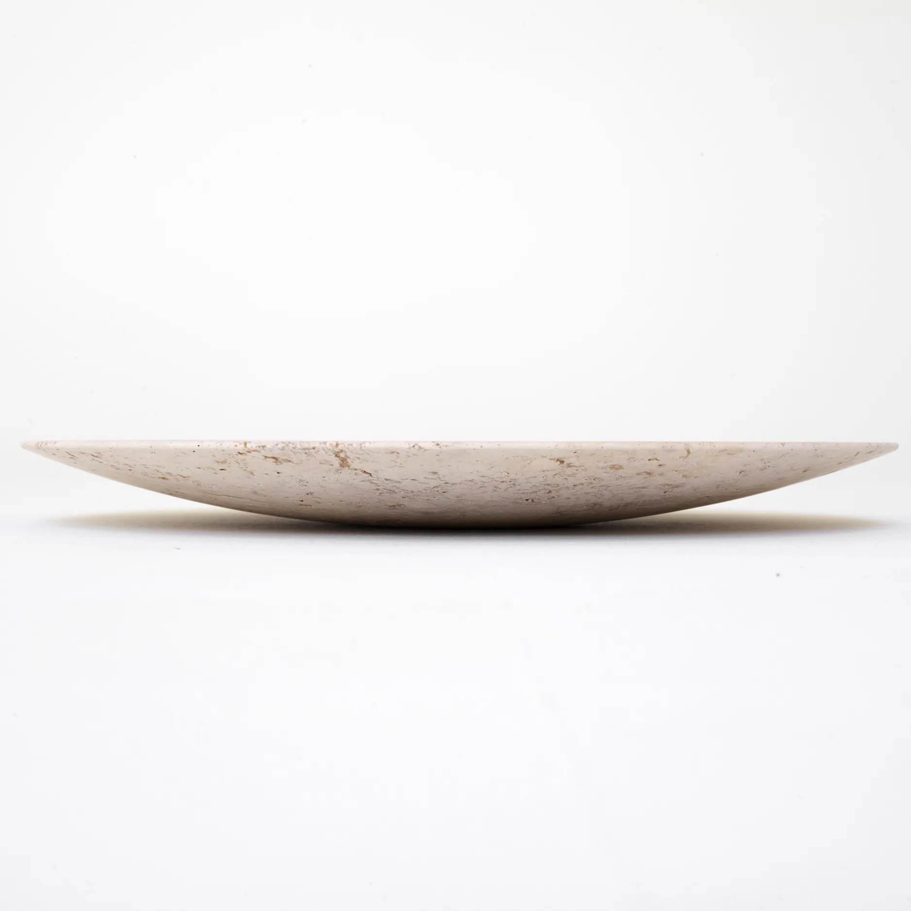 Travertine Teller SC55, Ø50cm &Tradition