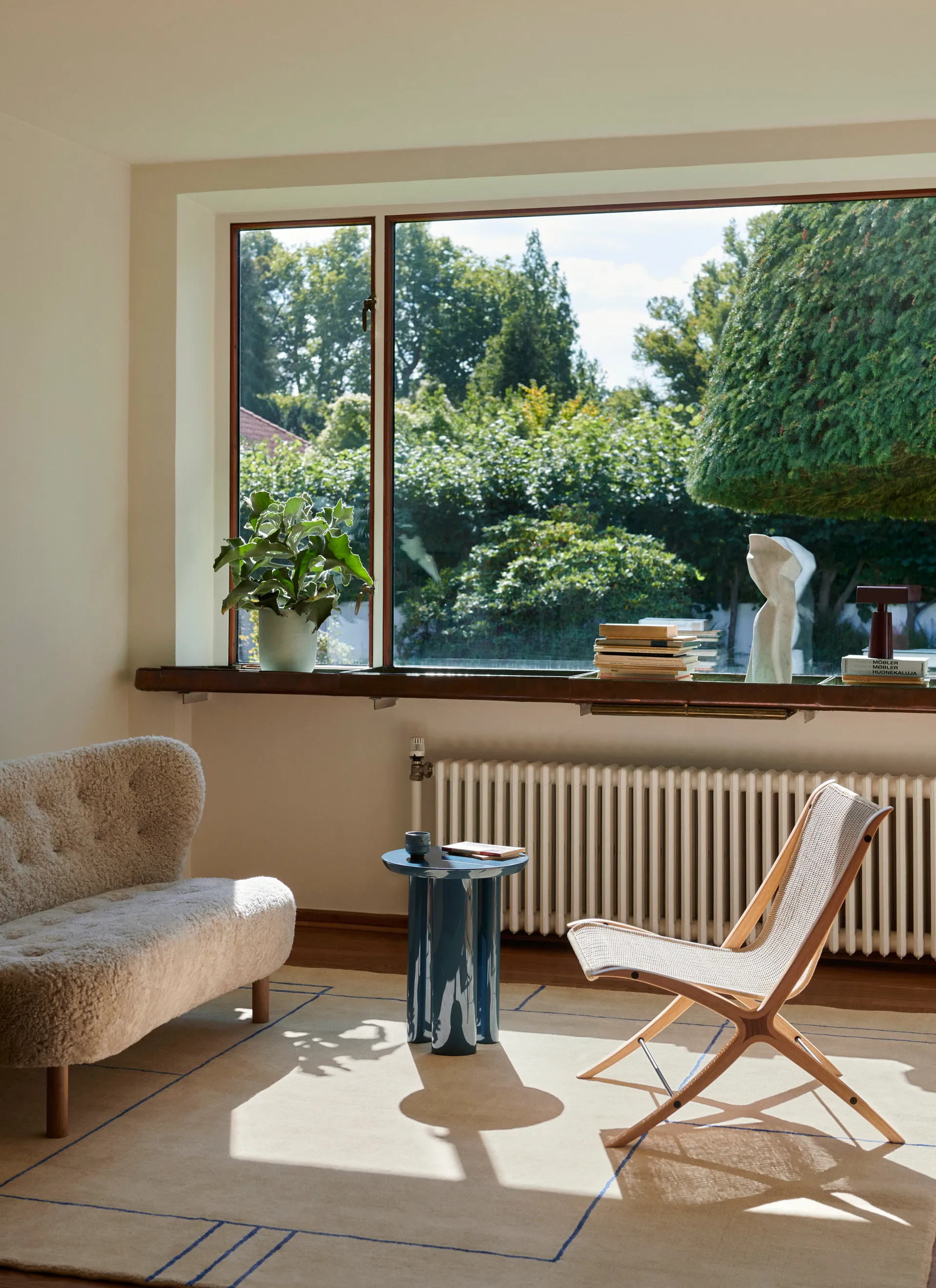 Tung JA3 Beistelltisch, Steel Blue &Tradition