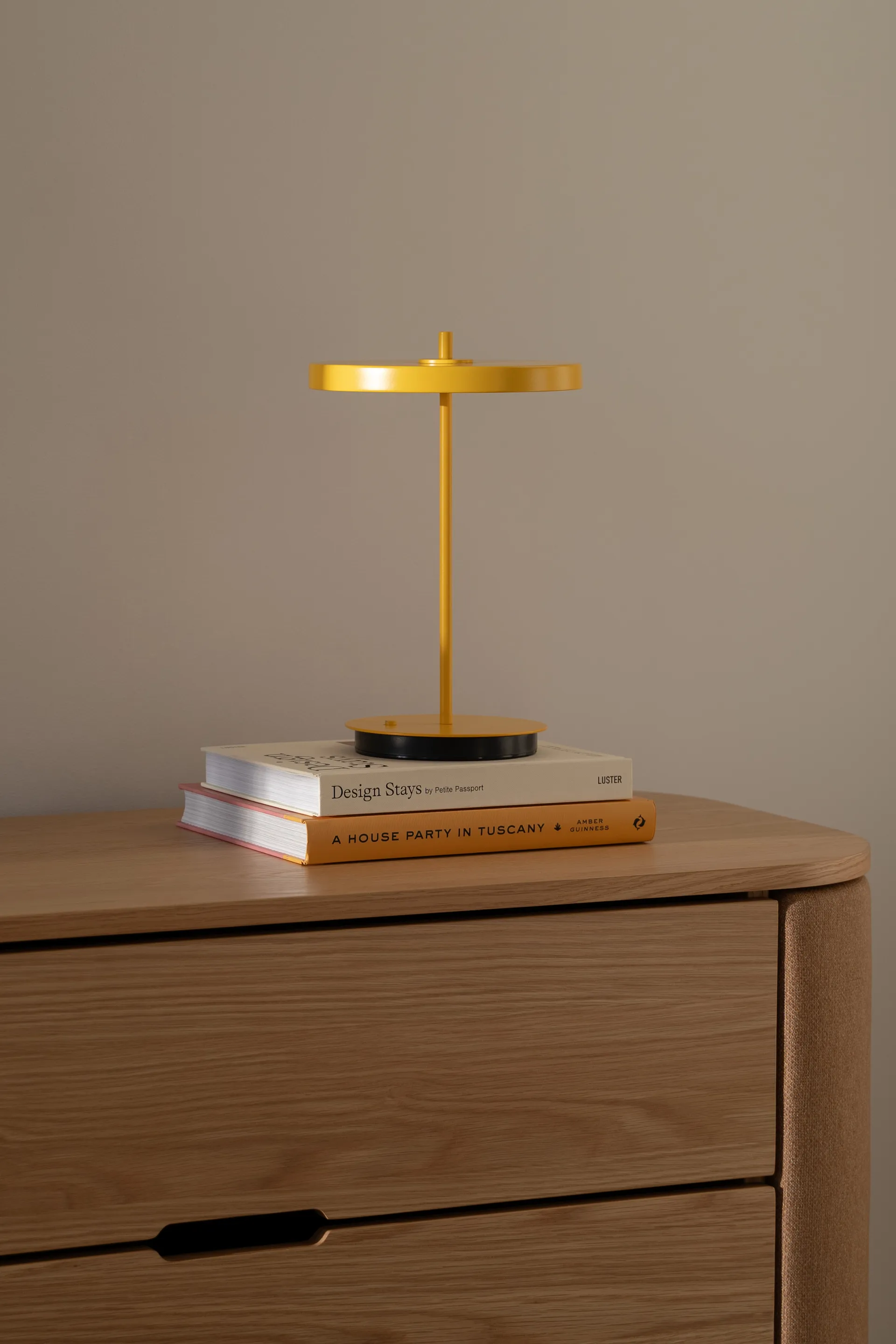 Asteria Move tragbare Tischlampe, Monochrome-sunflower Umage