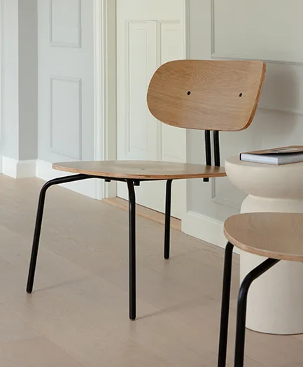 Curious Lounge-Sessel, Oak-black Umage