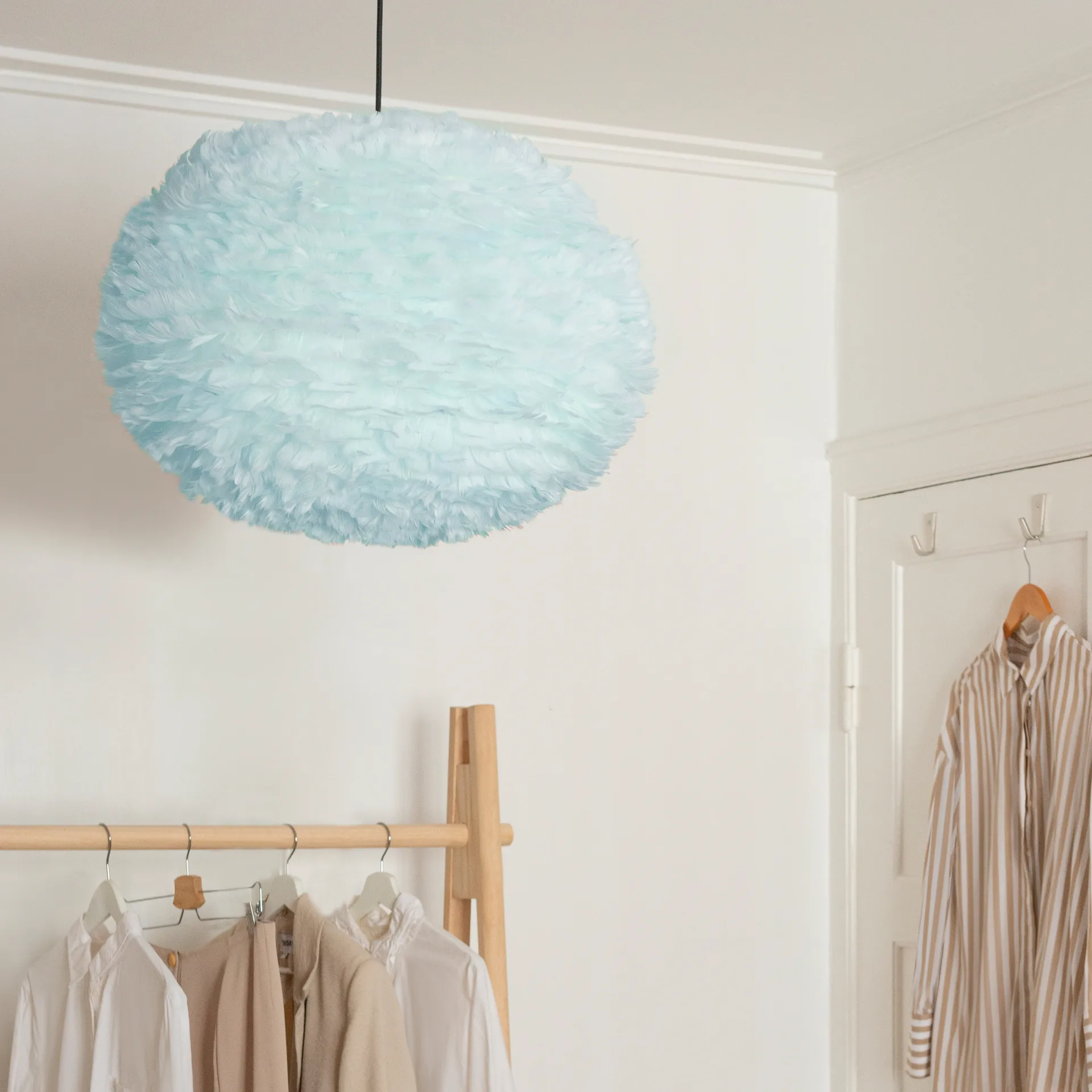 Eos Leuchte hellblau, Large Ø65cm Umage