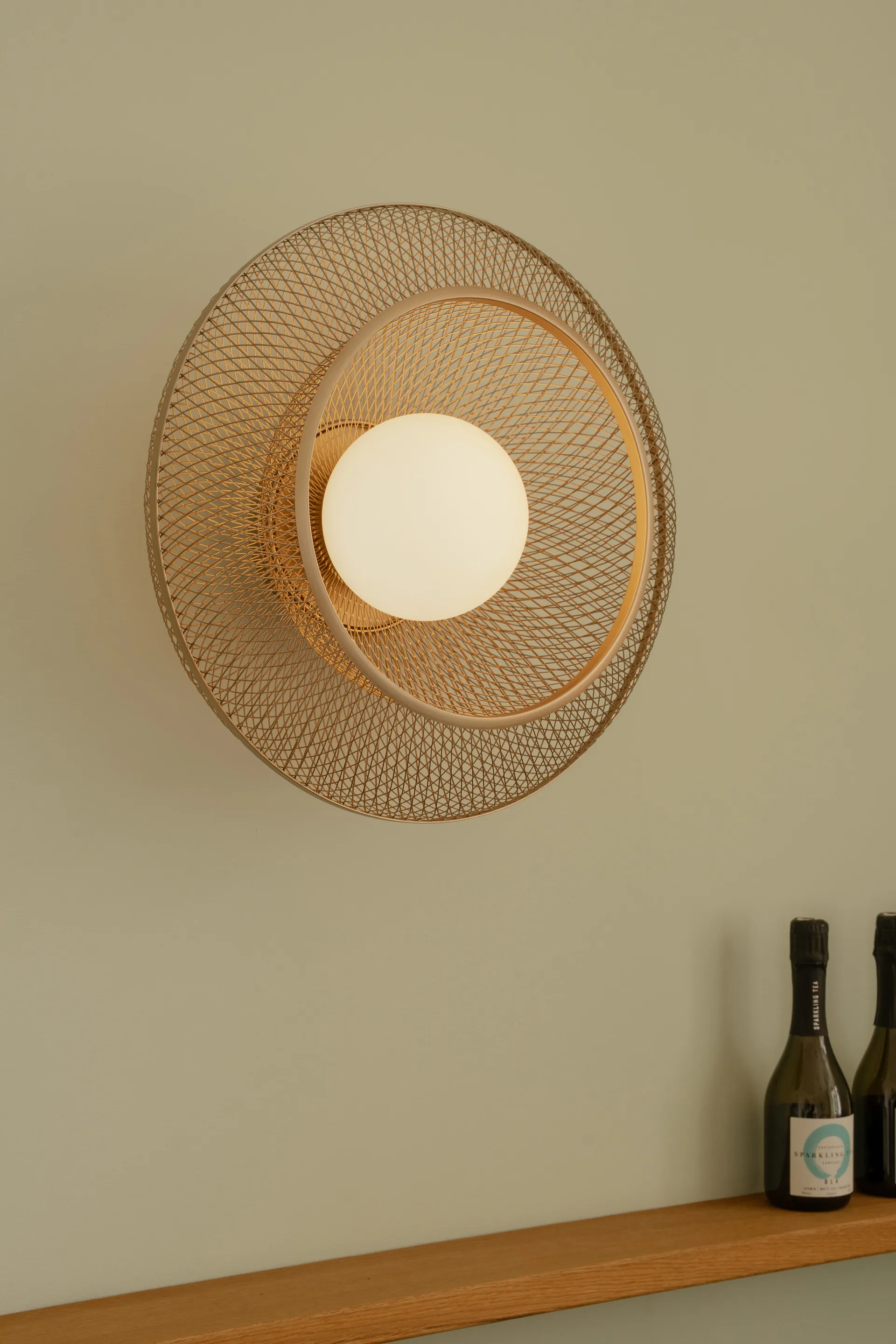 Faraday Up medium Deckenleuchte, Brushed Brass Umage