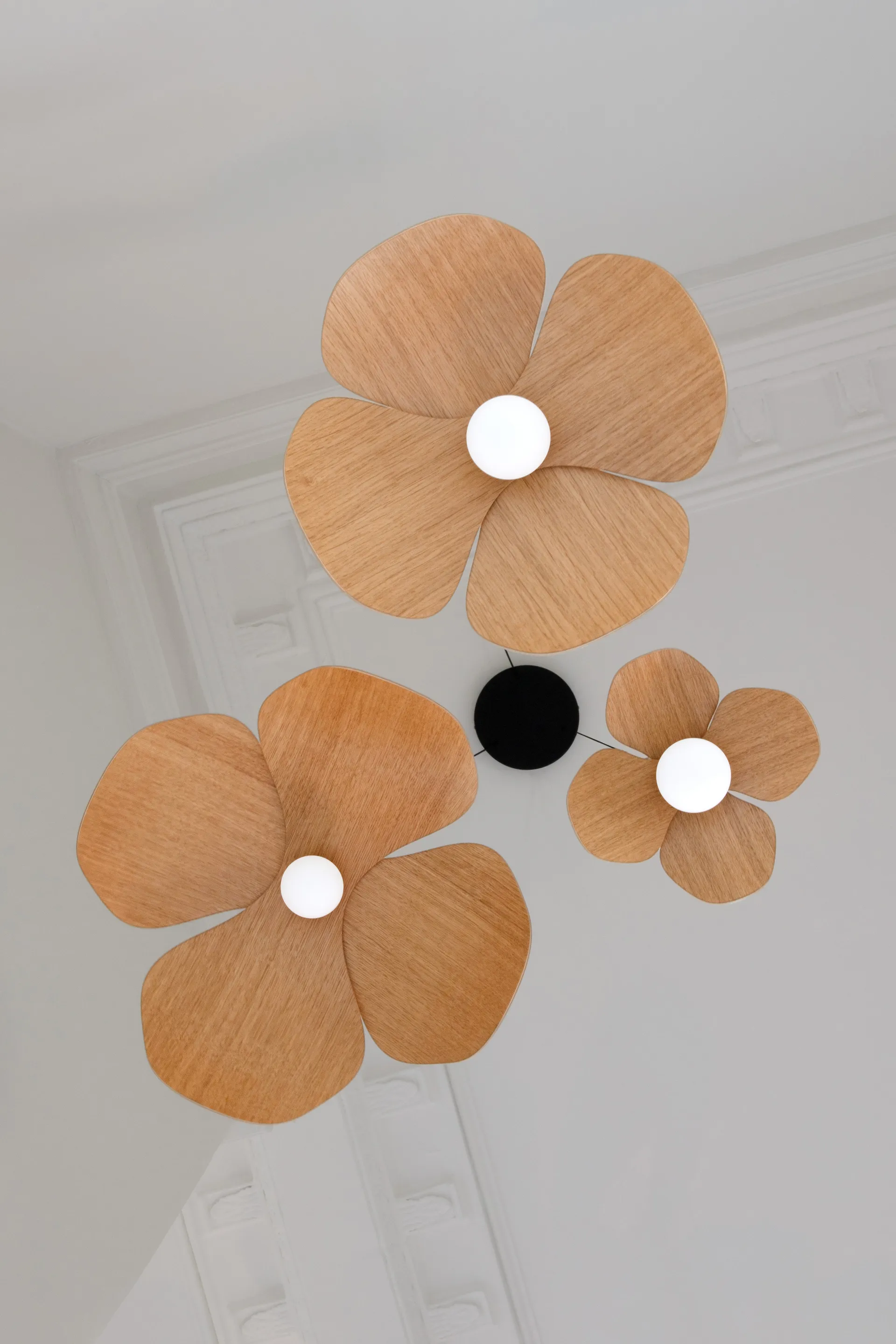 Forget Me Not Pendelleuchte large, Eiche-Cluster 5 Umage