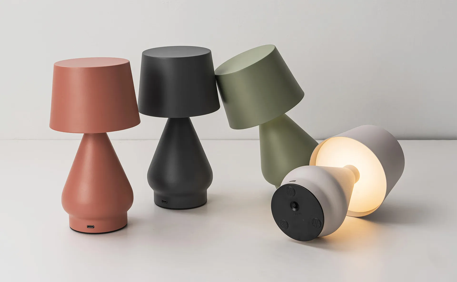 kabellose tragbare Tischleuchte, Macaron, Ø12,3x23,5 cm Unison