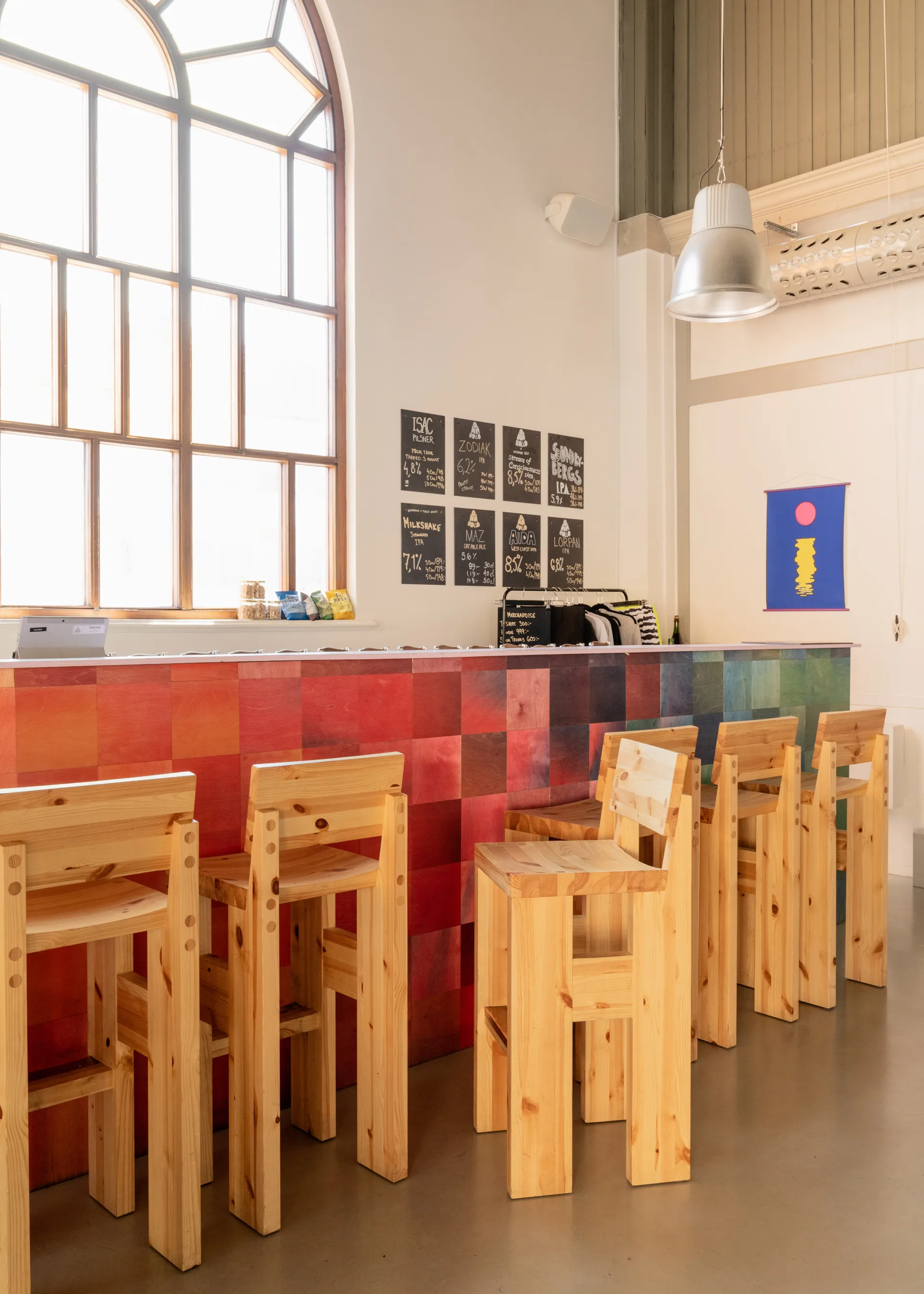 001 Bar Stool Barhocker, Matt geölwachsbehandelte Kiefer, 65 cm Vaarnii